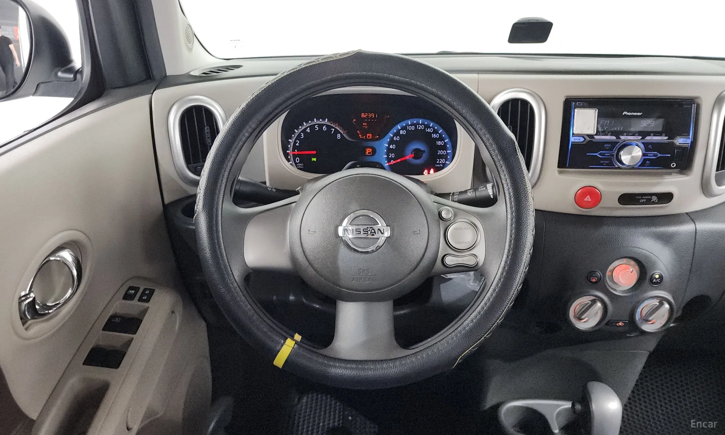Nissan Cube превью 13