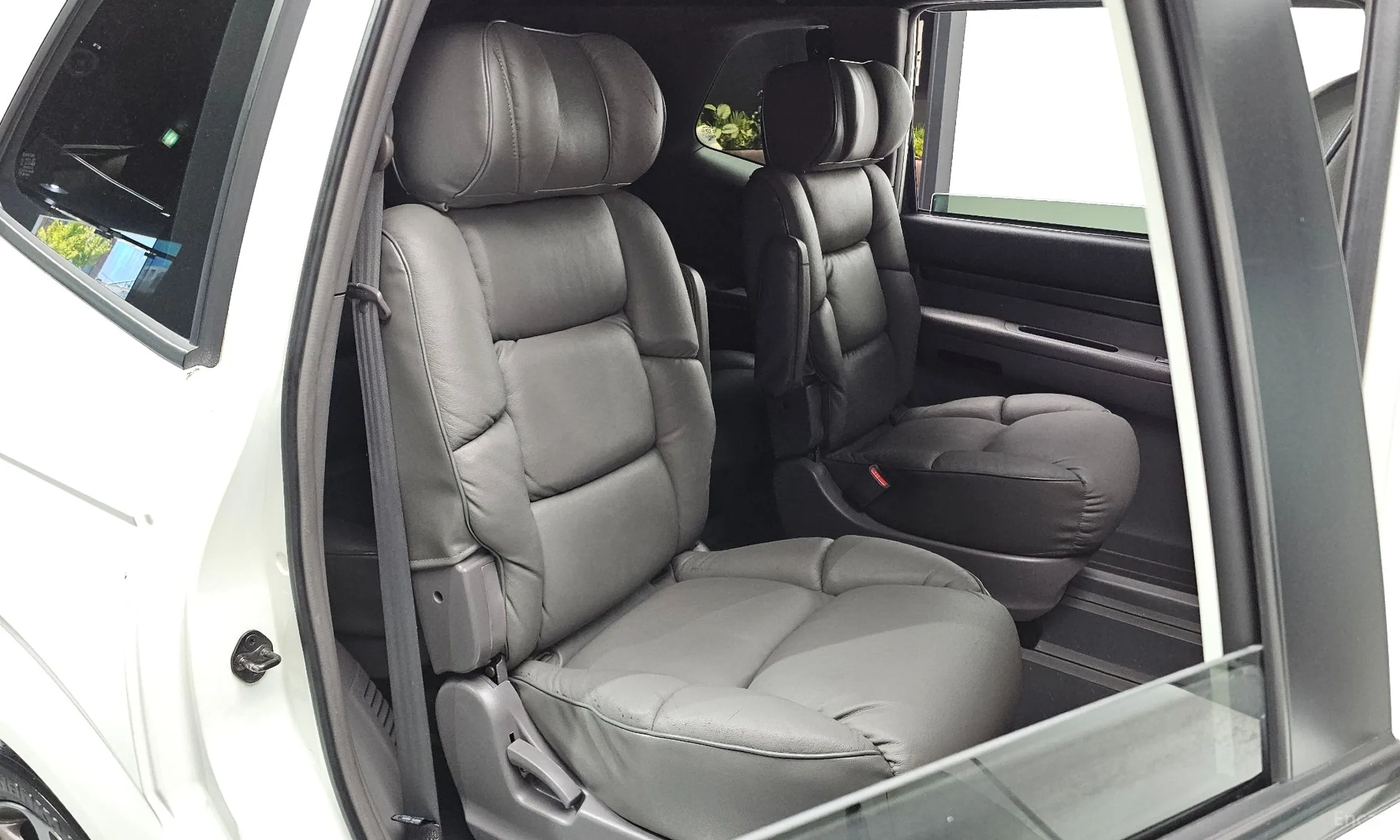 KG Mobility (SsangYong) Korando Turismo превью 12