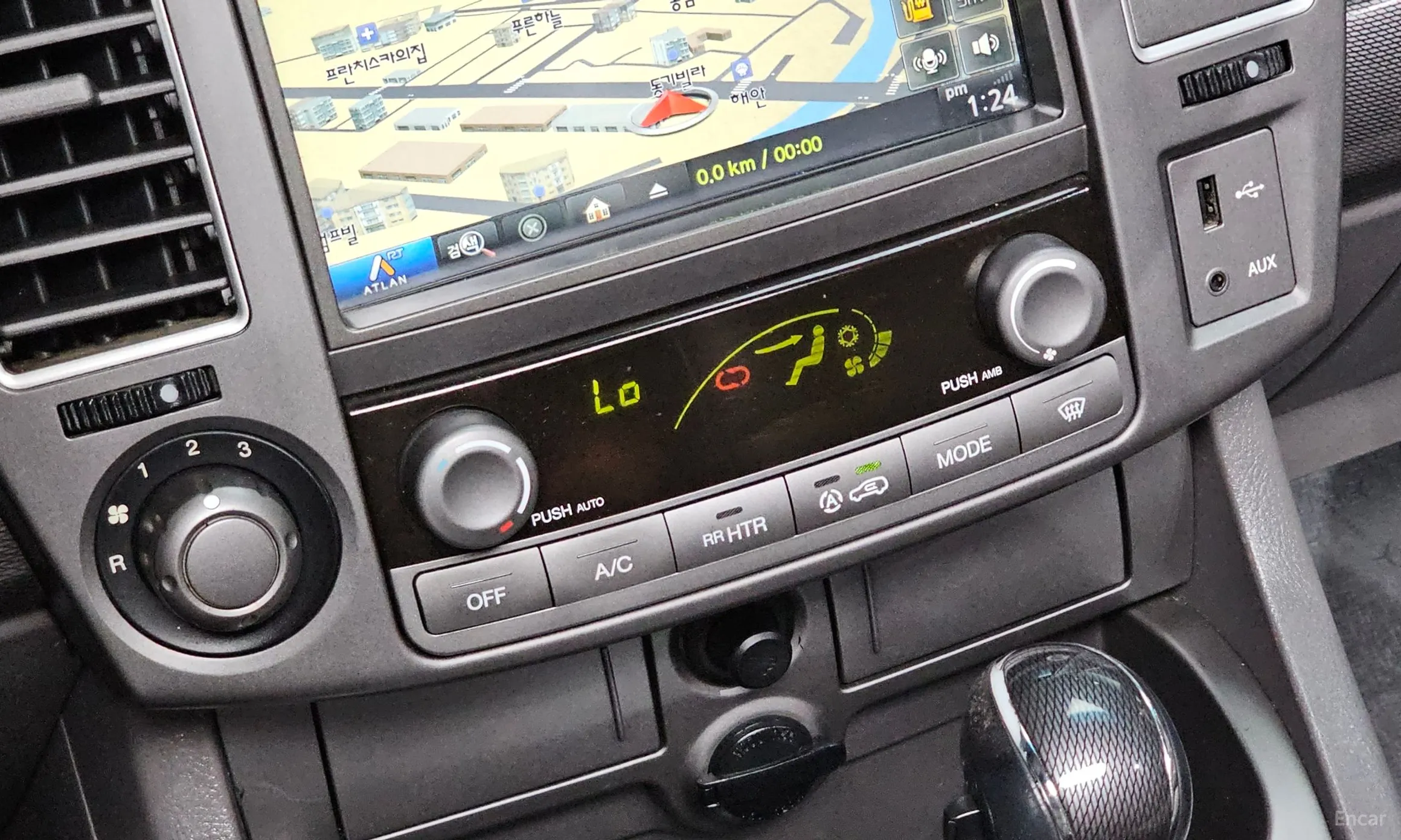 KG Mobility (SsangYong) Korando Turismo превью 17