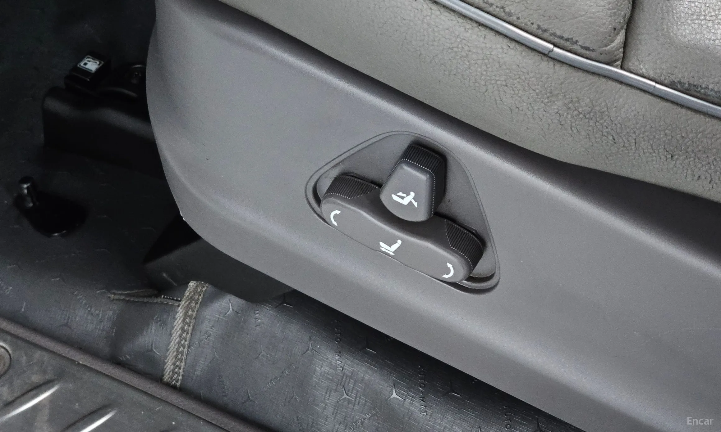 KG Mobility (SsangYong) Korando Turismo превью 19