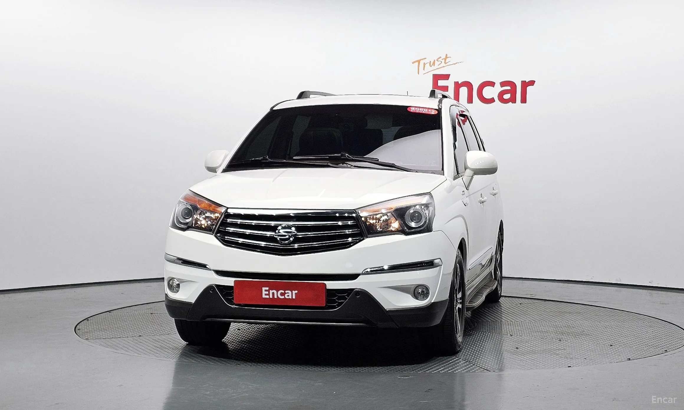 KG Mobility (SsangYong) Korando Turismo превью 3