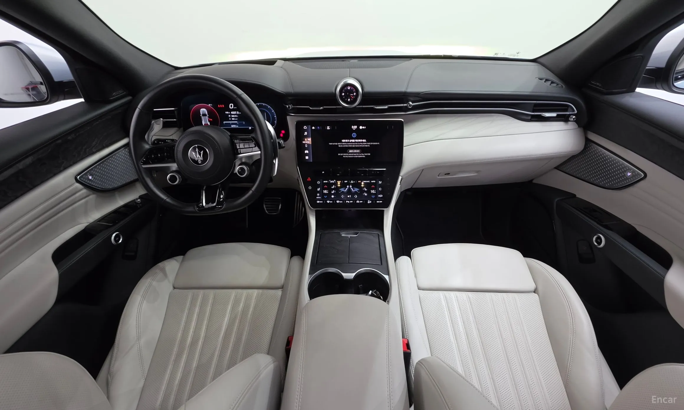 Maserati Grekale превью 7