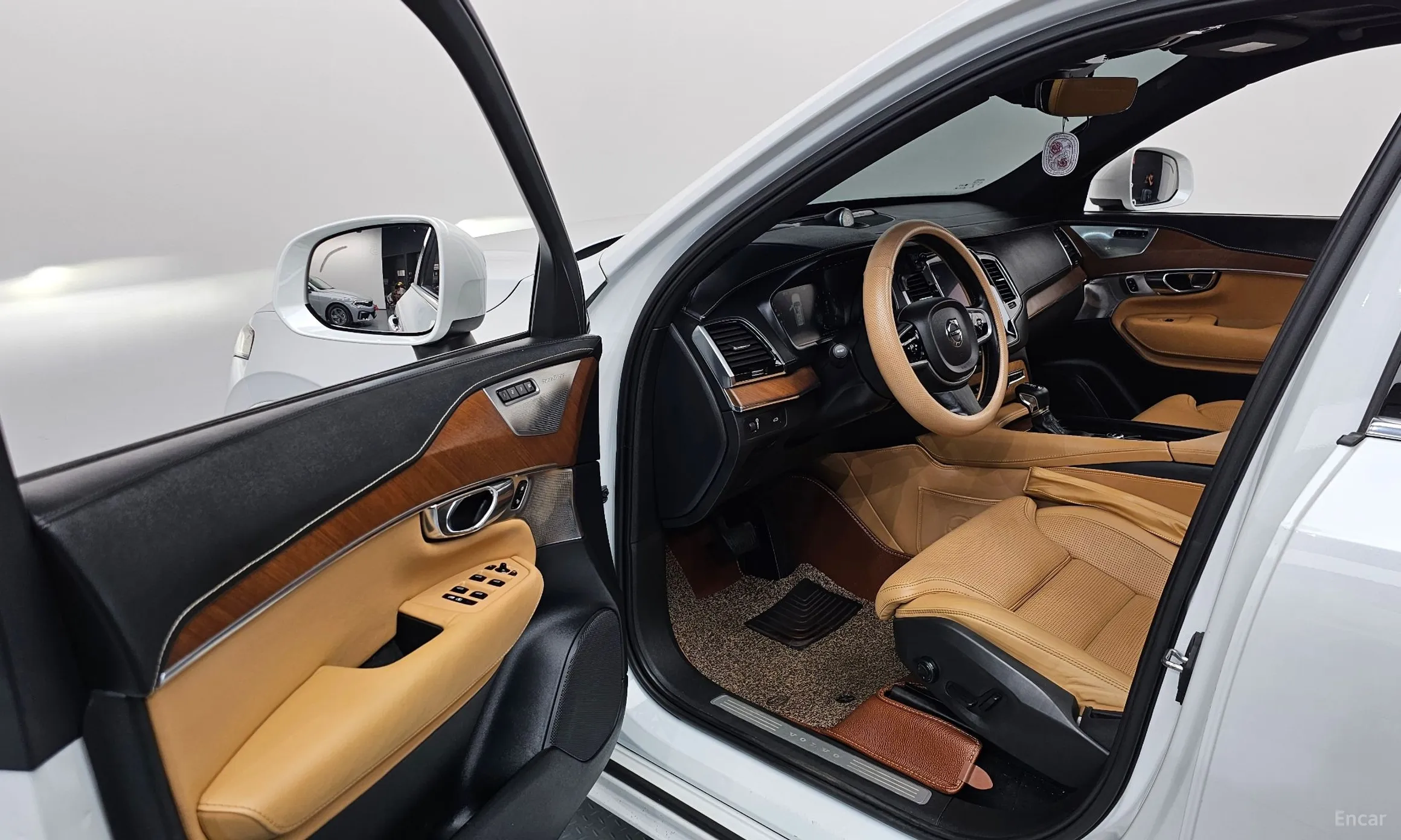 Volvo XC90 Gen 2 превью 10