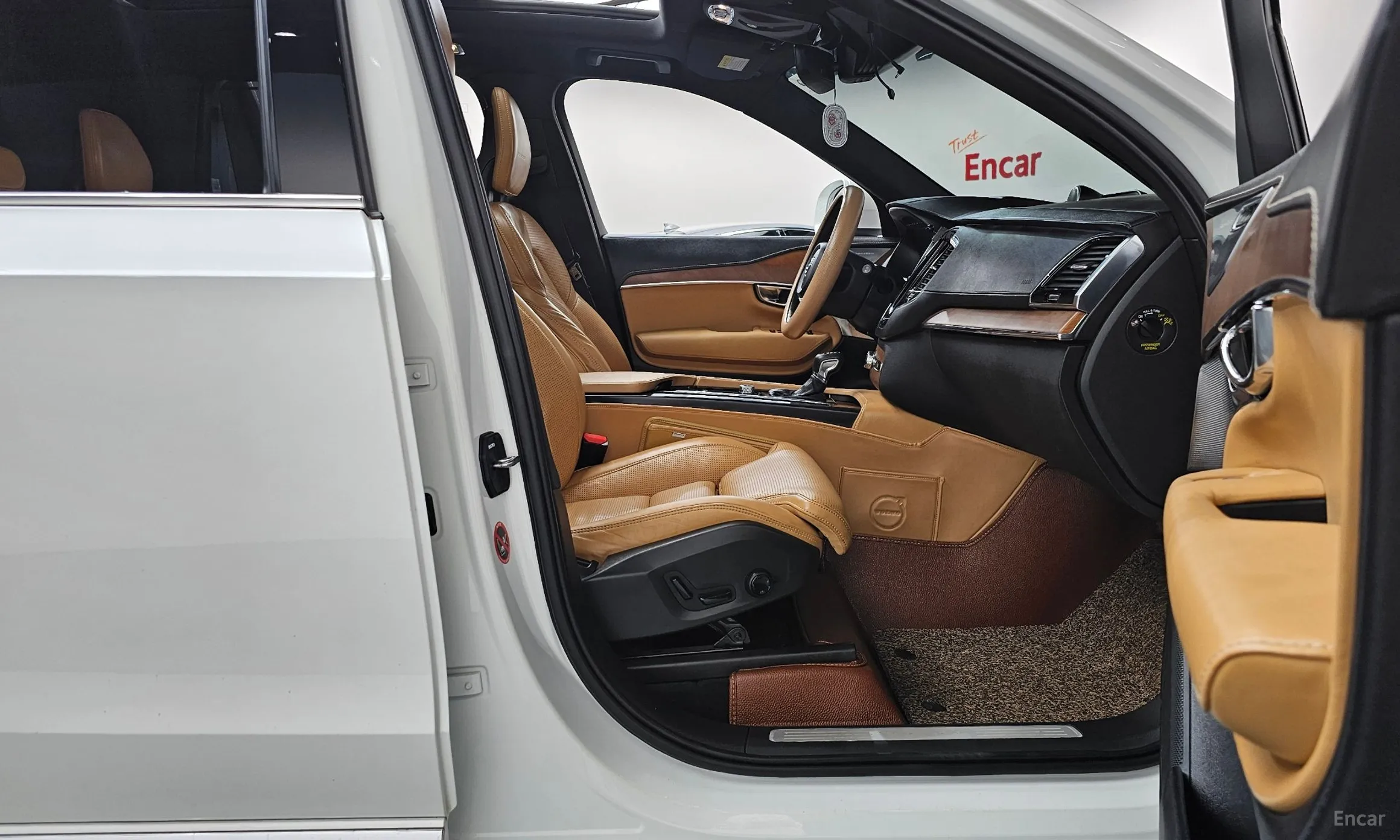 Volvo XC90 Gen 2 превью 11