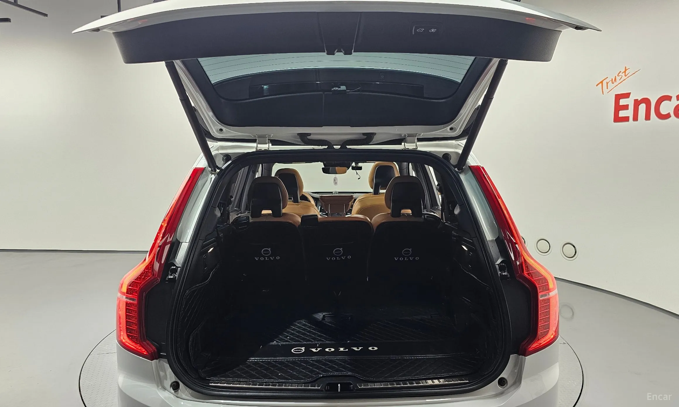 Volvo XC90 Gen 2 превью 20