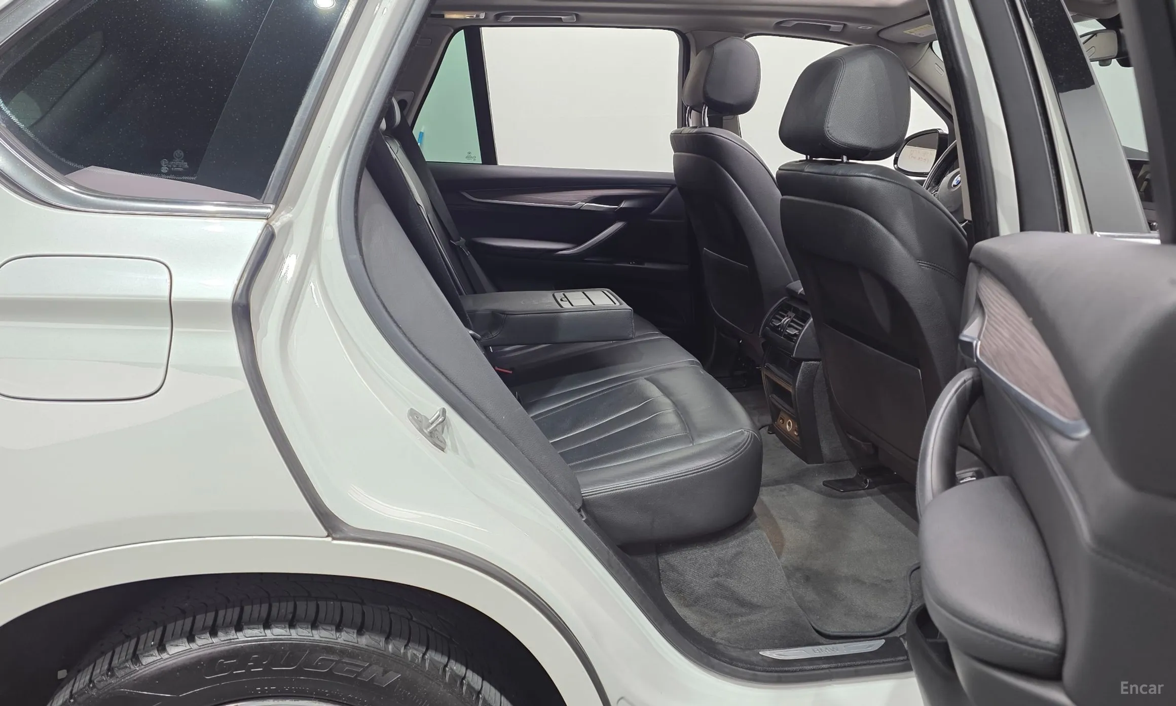 BMW X5 (F15) превью 12