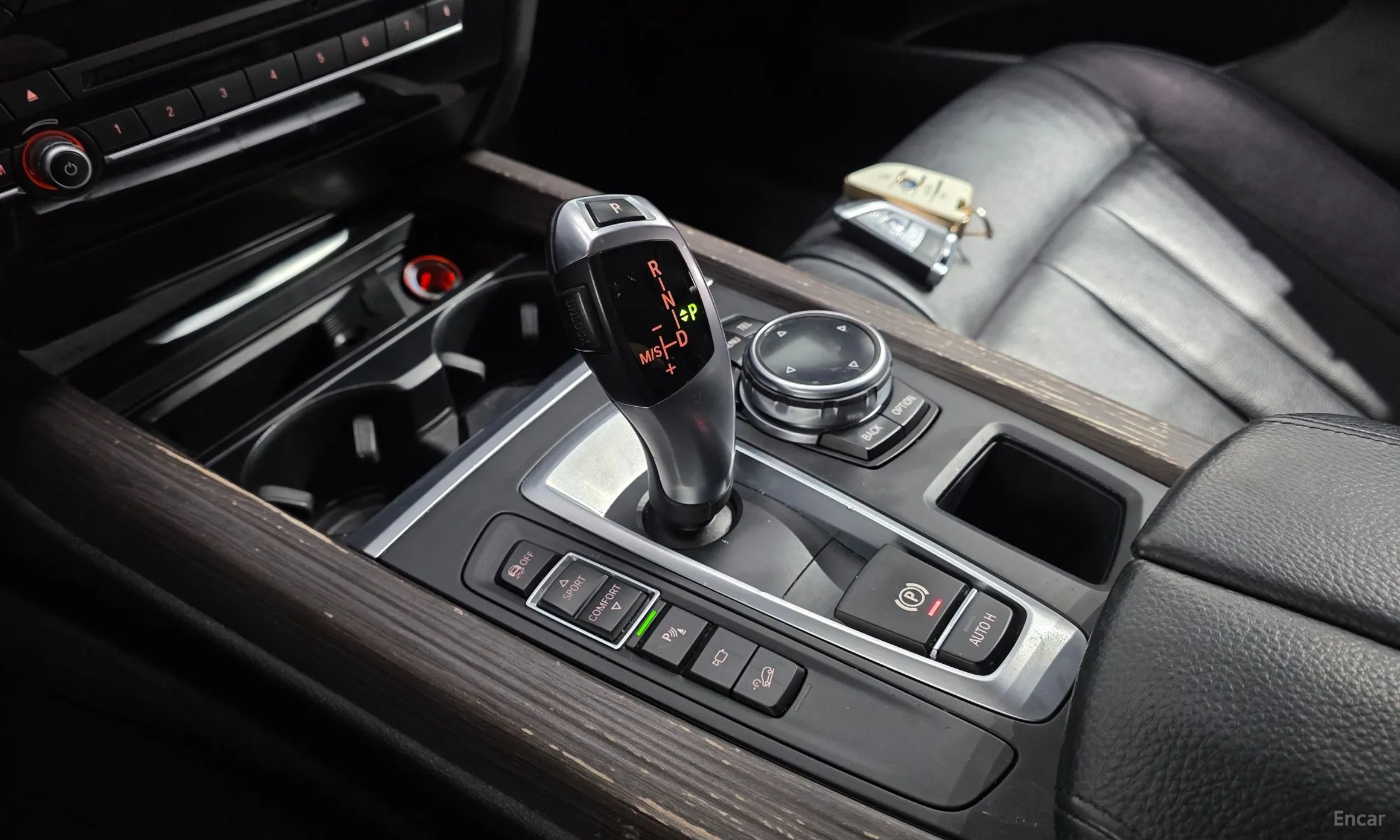 BMW X5 (F15) превью 9