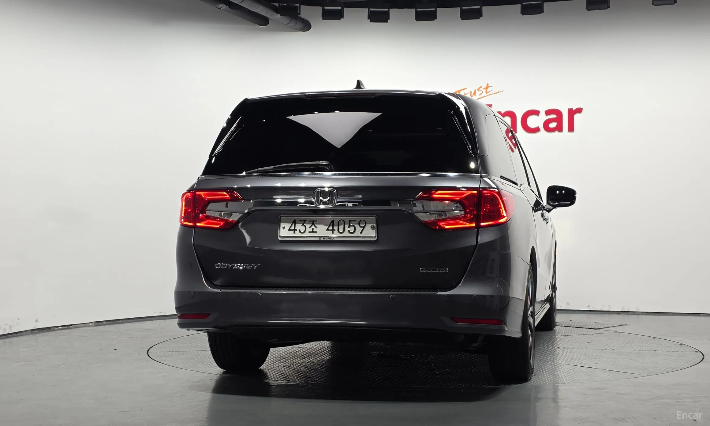 Honda Odyssey превью 4