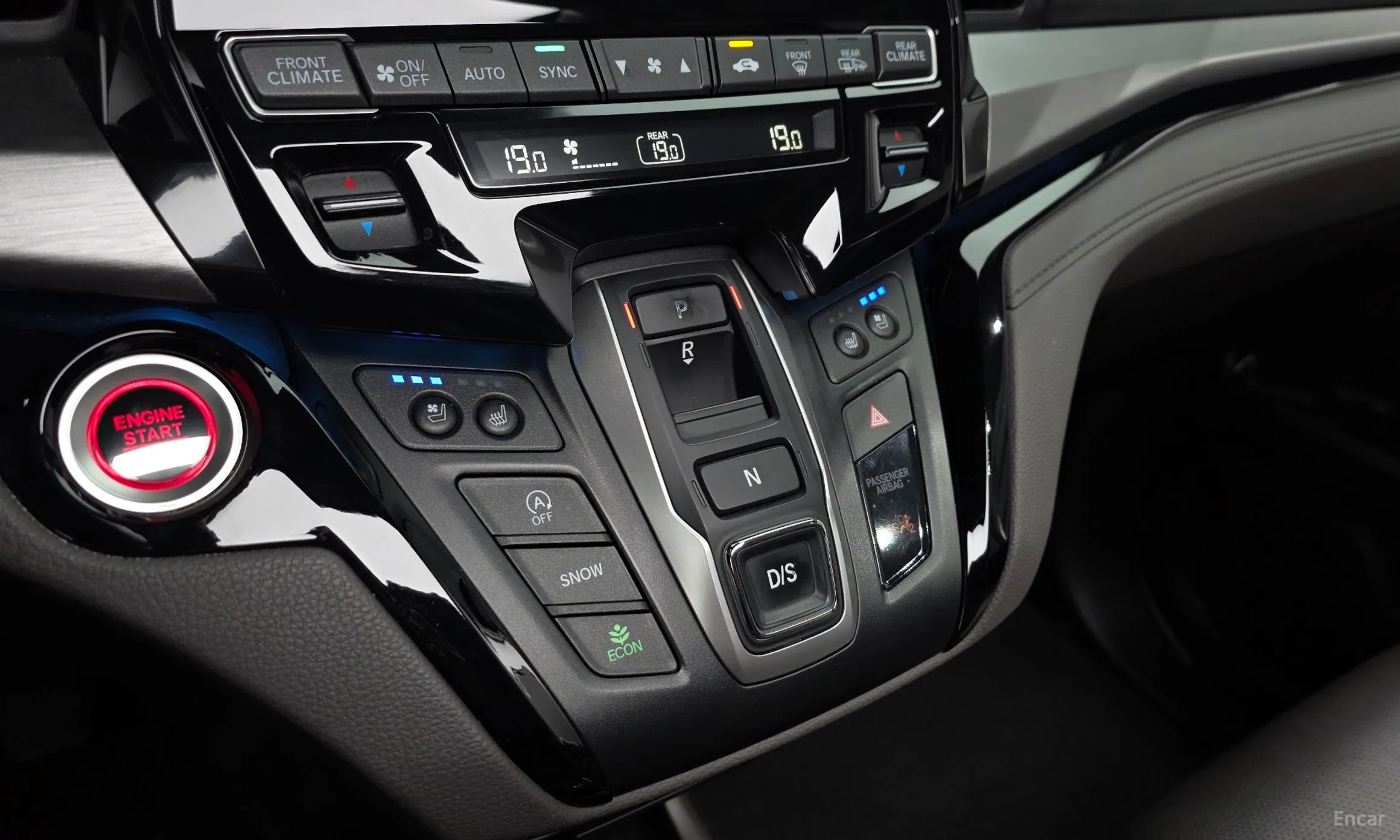 Honda Odyssey превью 9