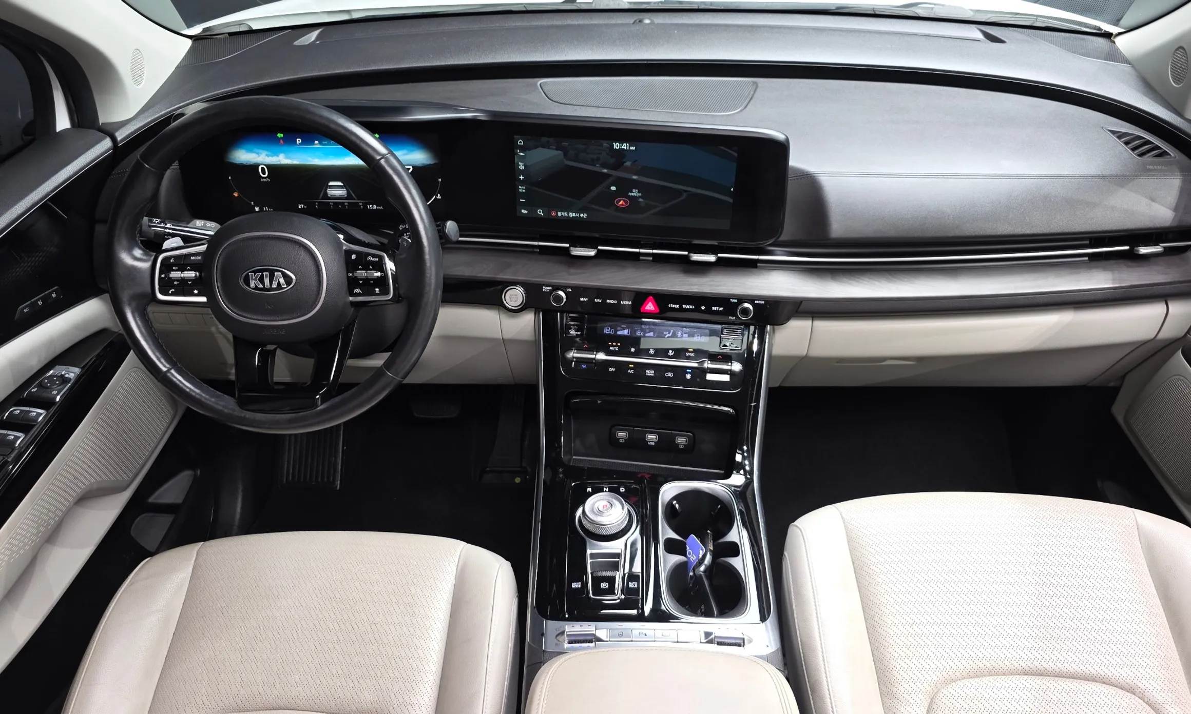 Kia Carnival Gen 4 превью 7