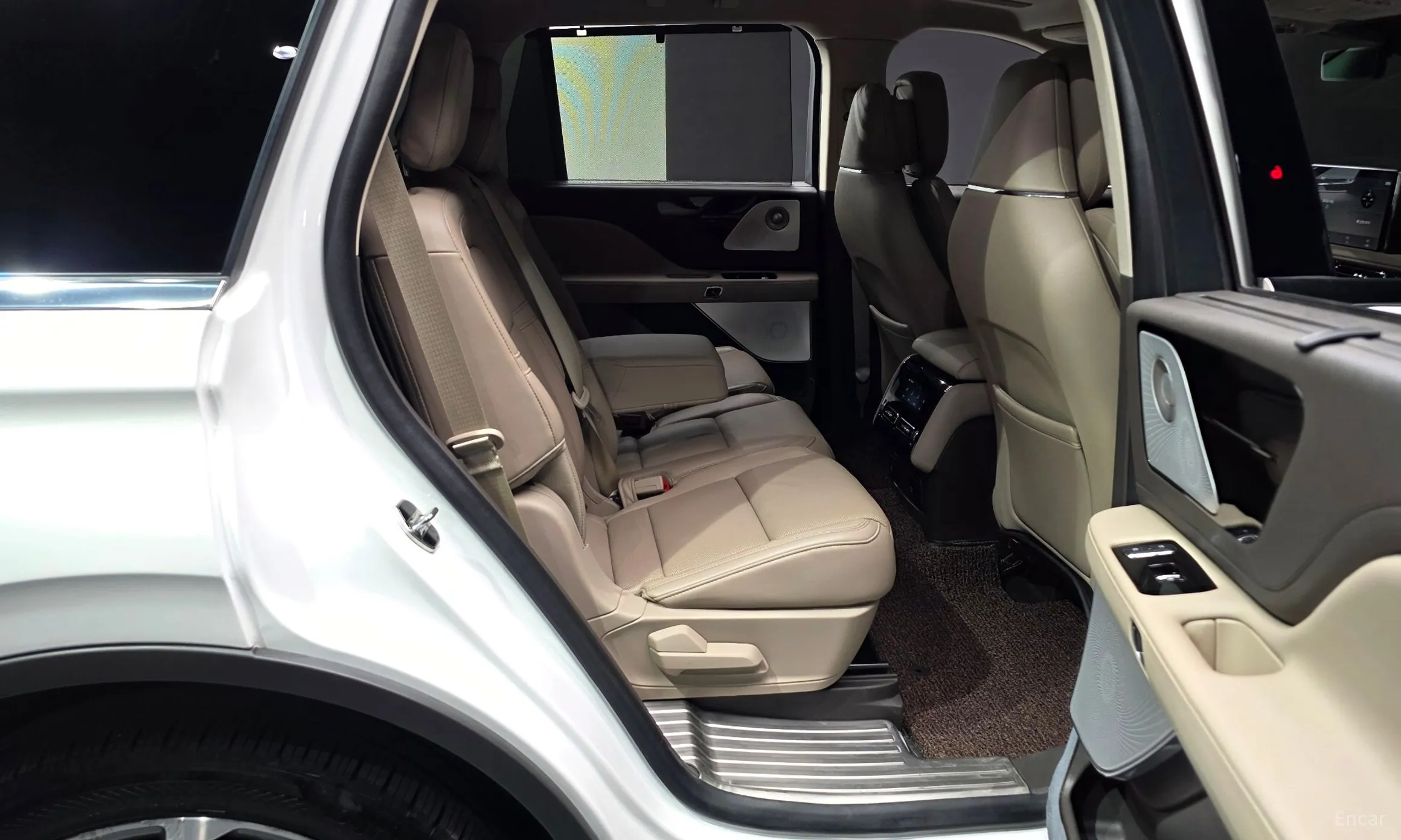 Lincoln Aviator 2nd Generation превью 11