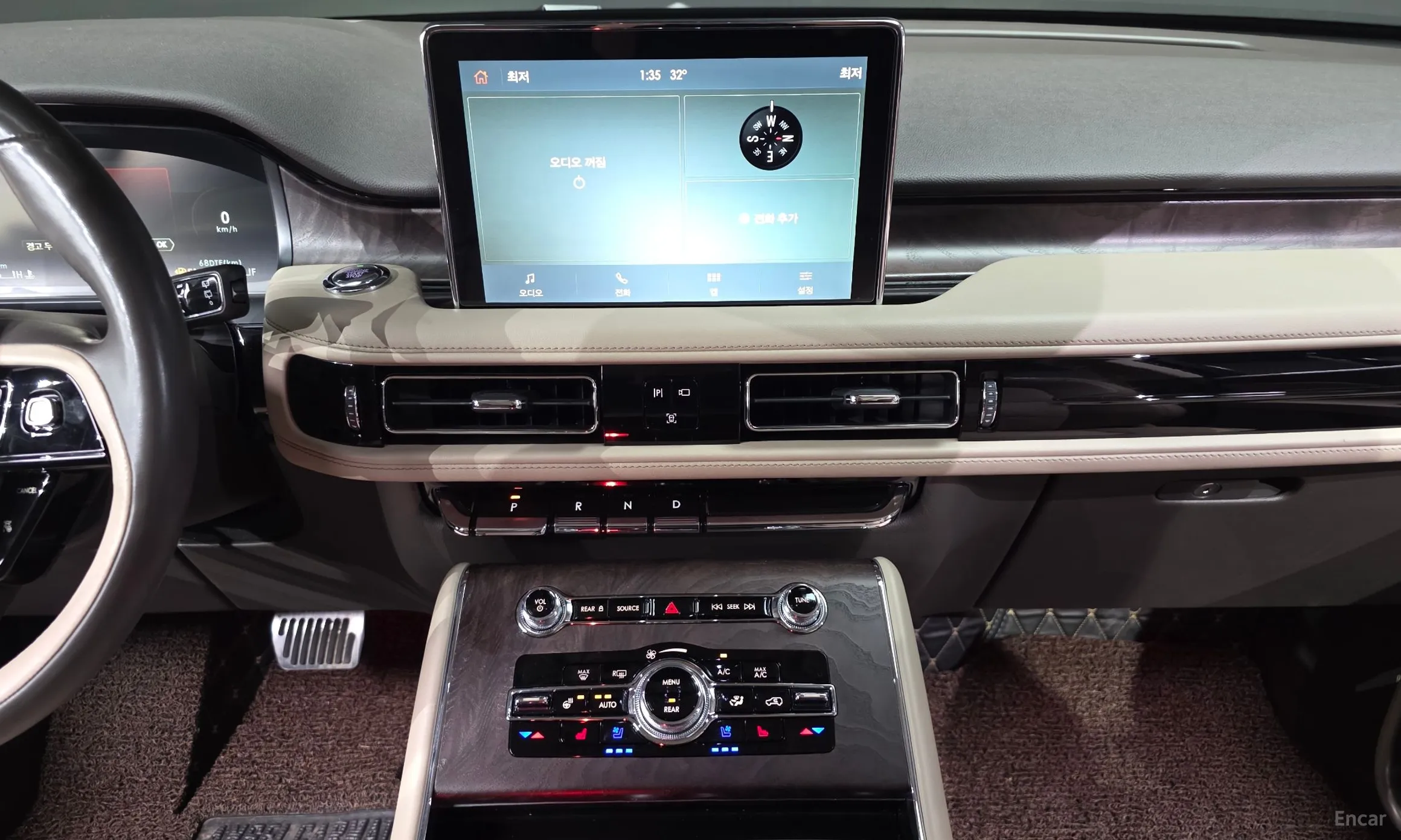 Lincoln Aviator 2nd Generation превью 13
