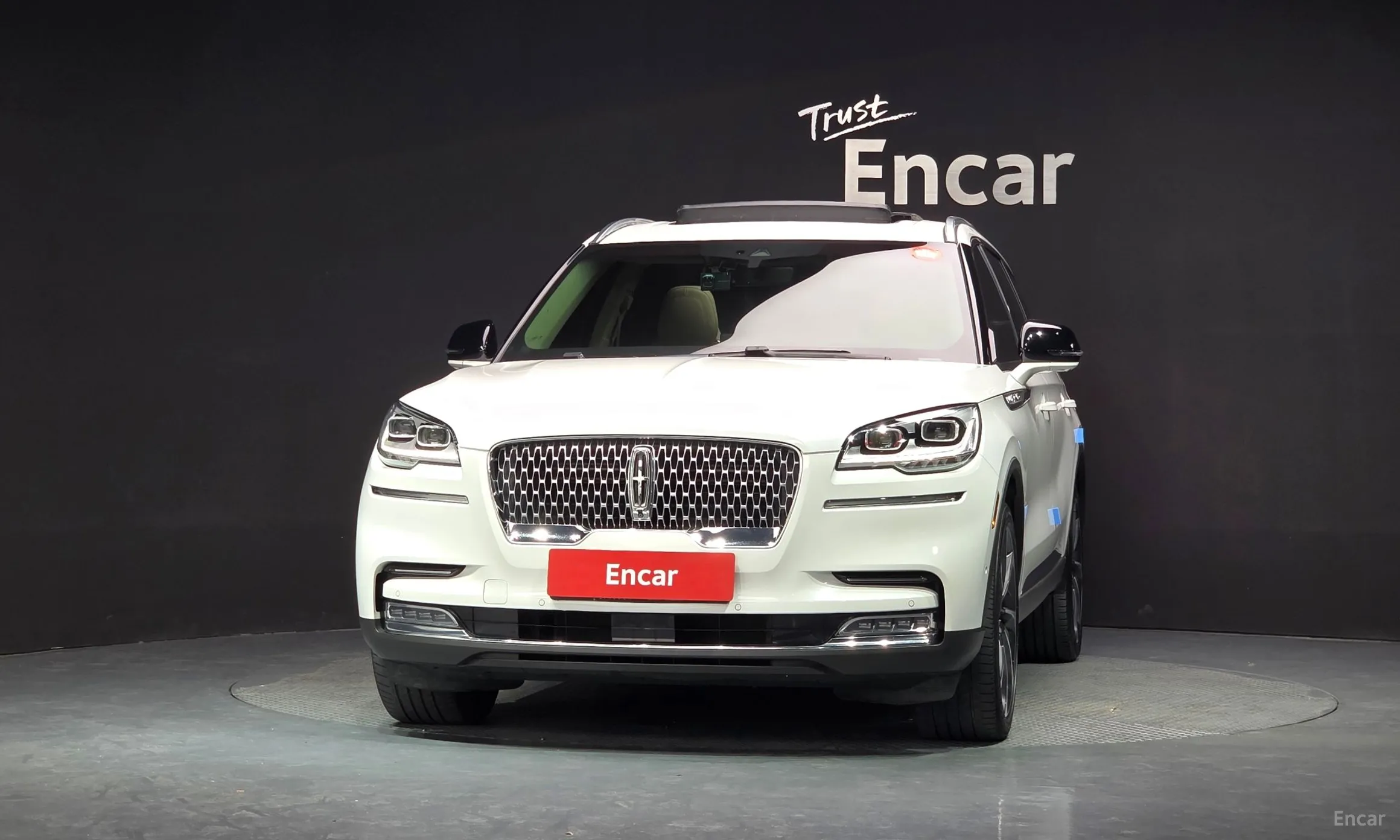 Lincoln Aviator 2nd Generation превью 3