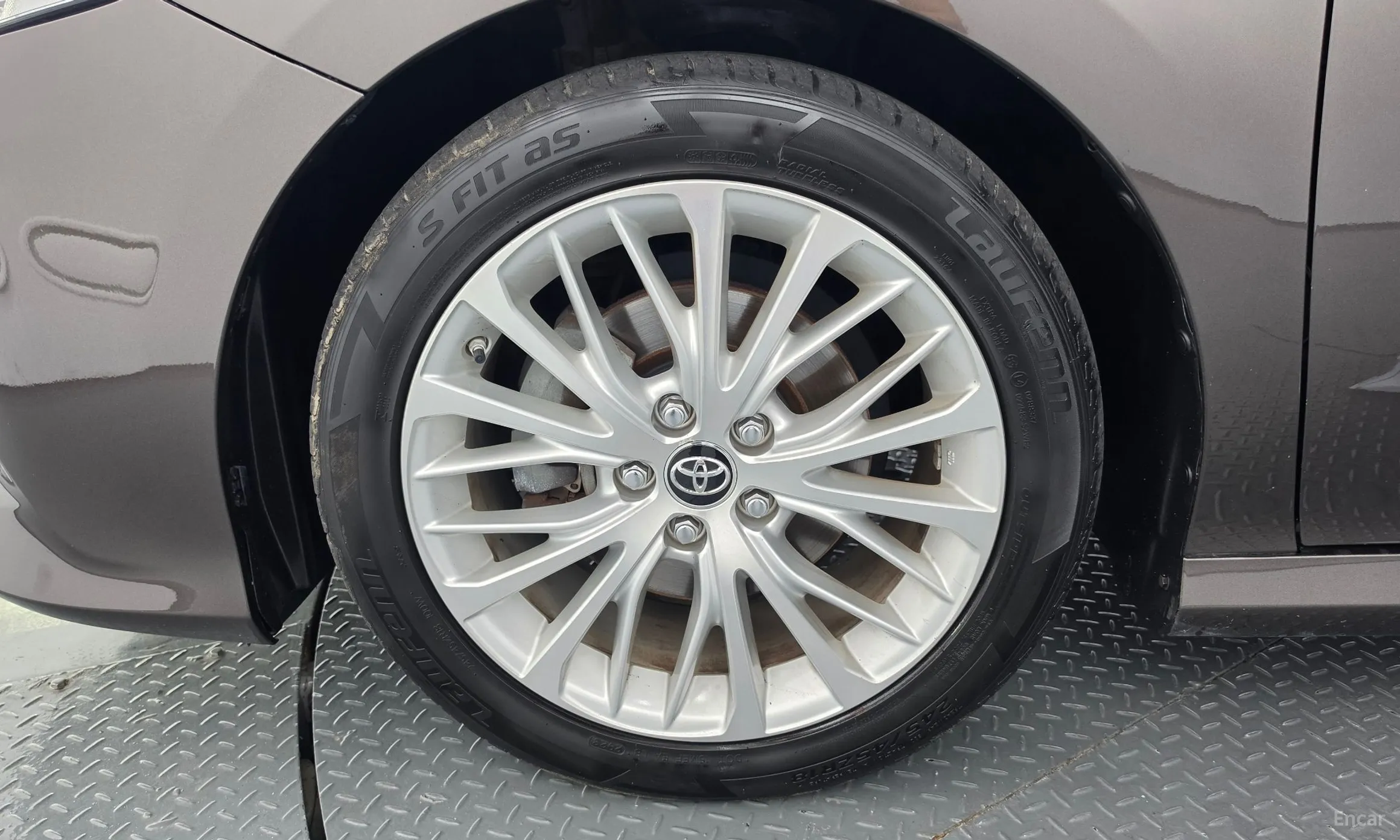 Toyota Camry (XV70) превью 5