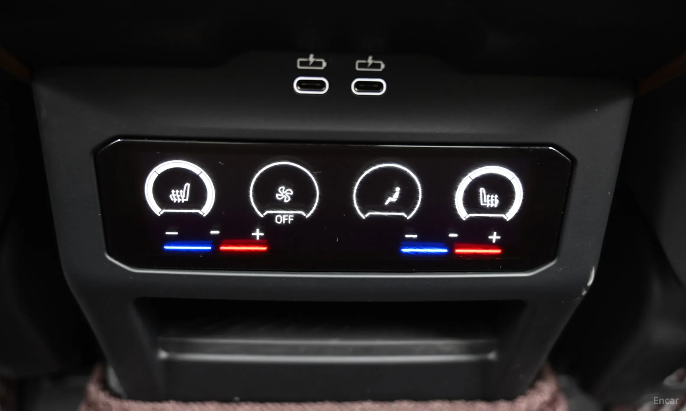 BMW 5 Series (G60) превью 16