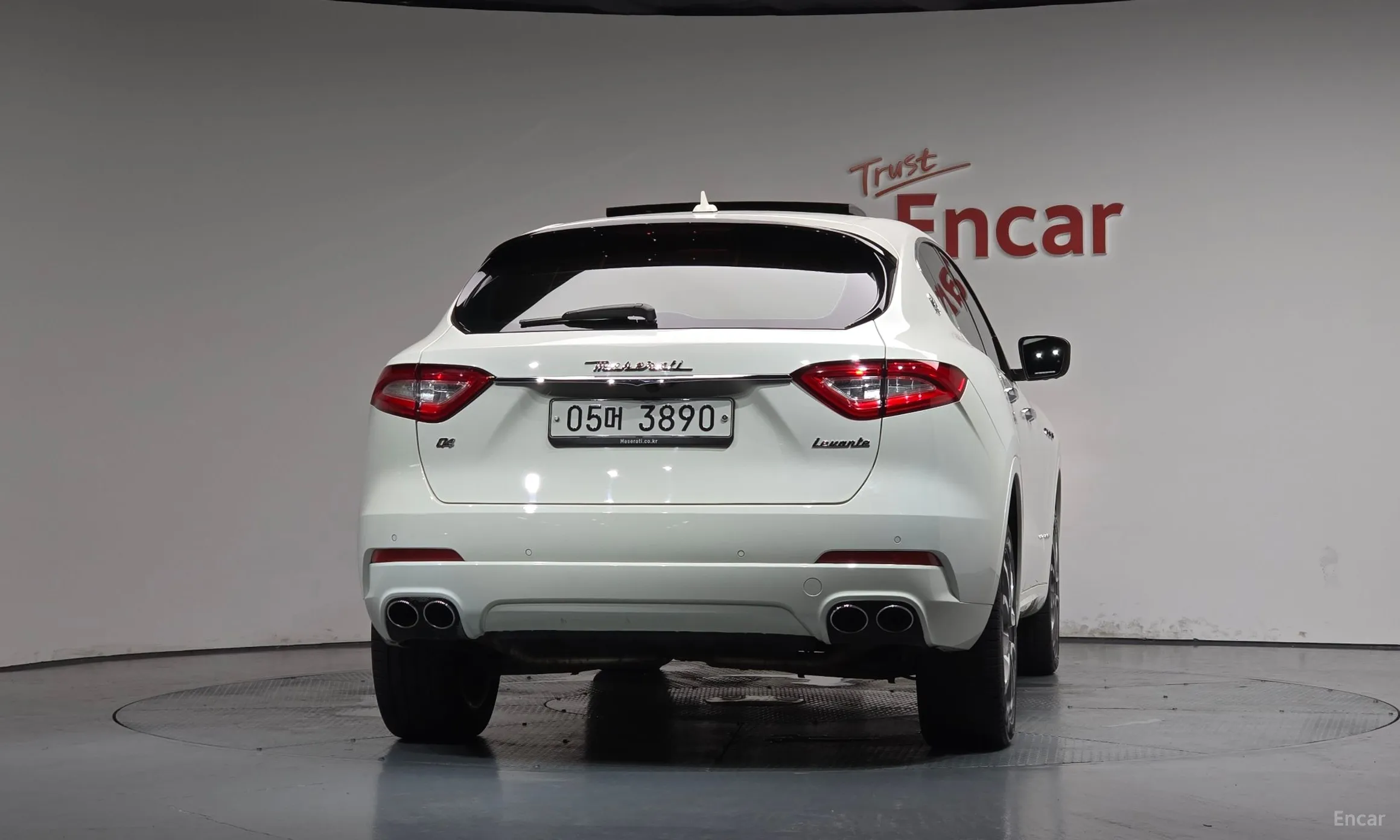 Maserati Levante превью 4