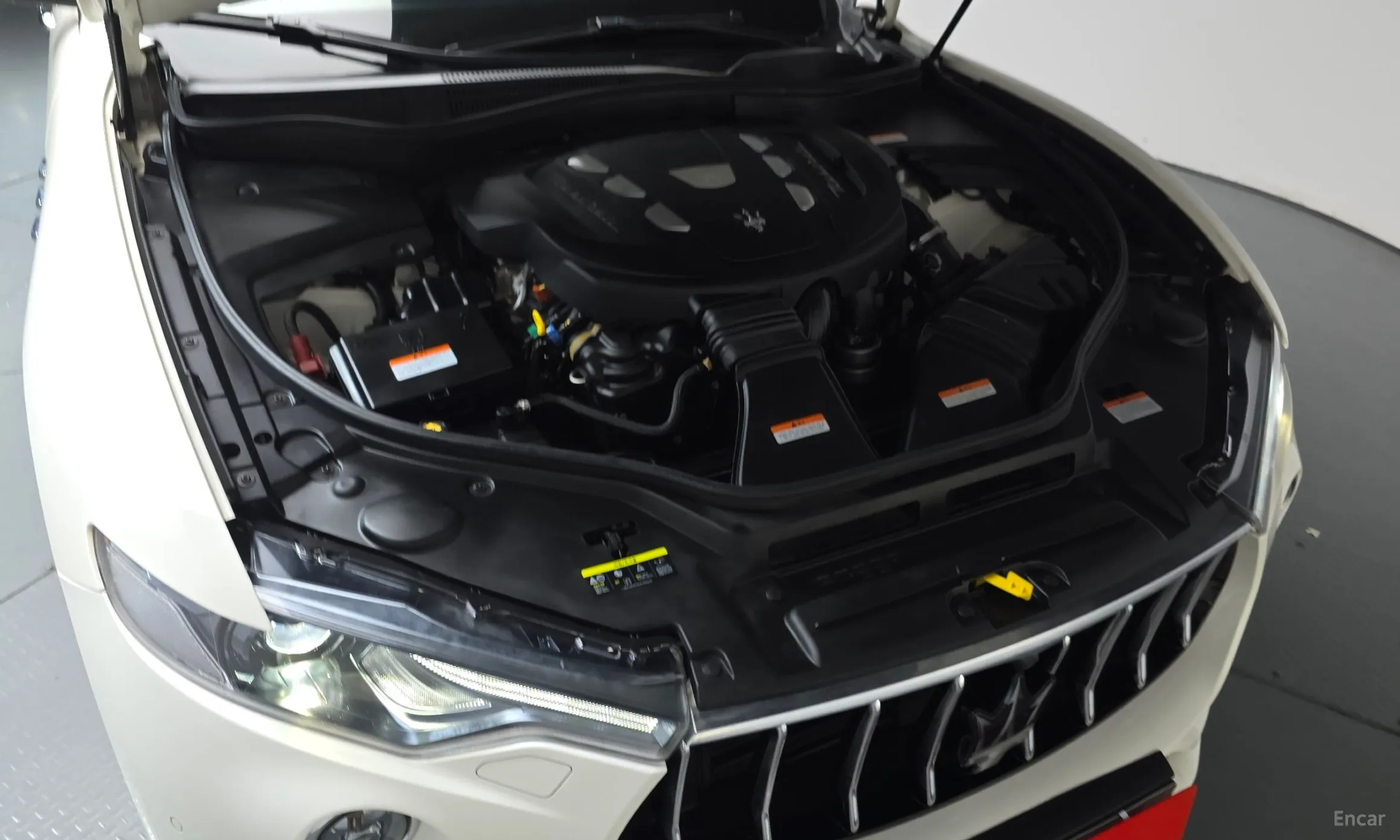 Maserati Levante превью 6