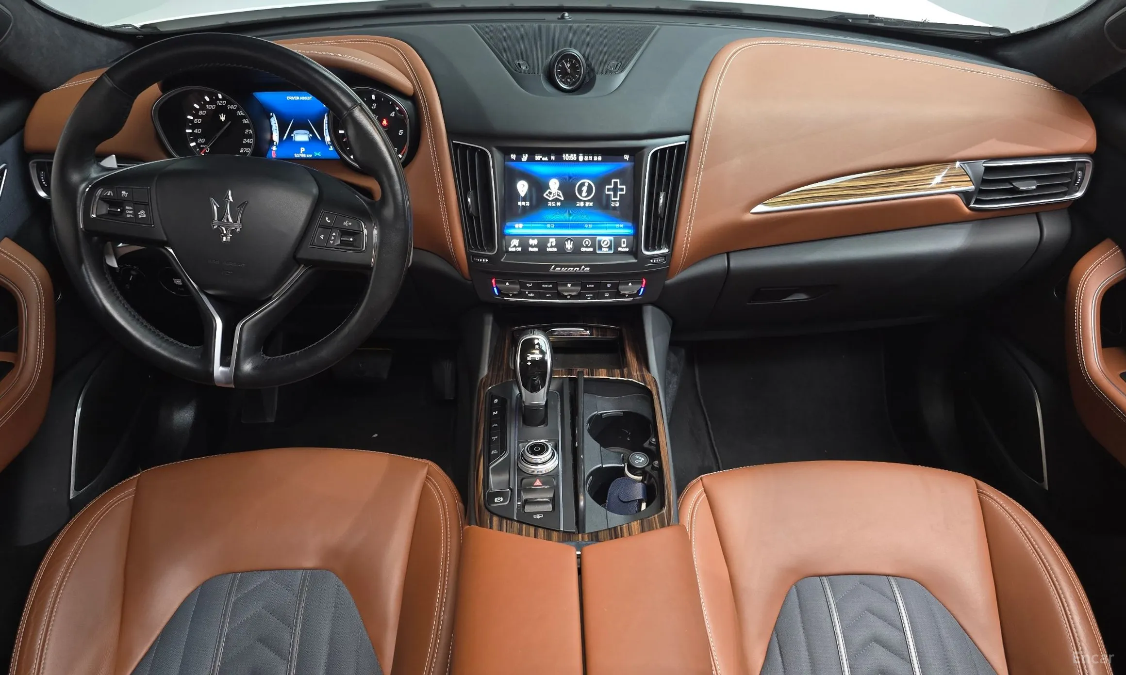 Maserati Levante превью 7