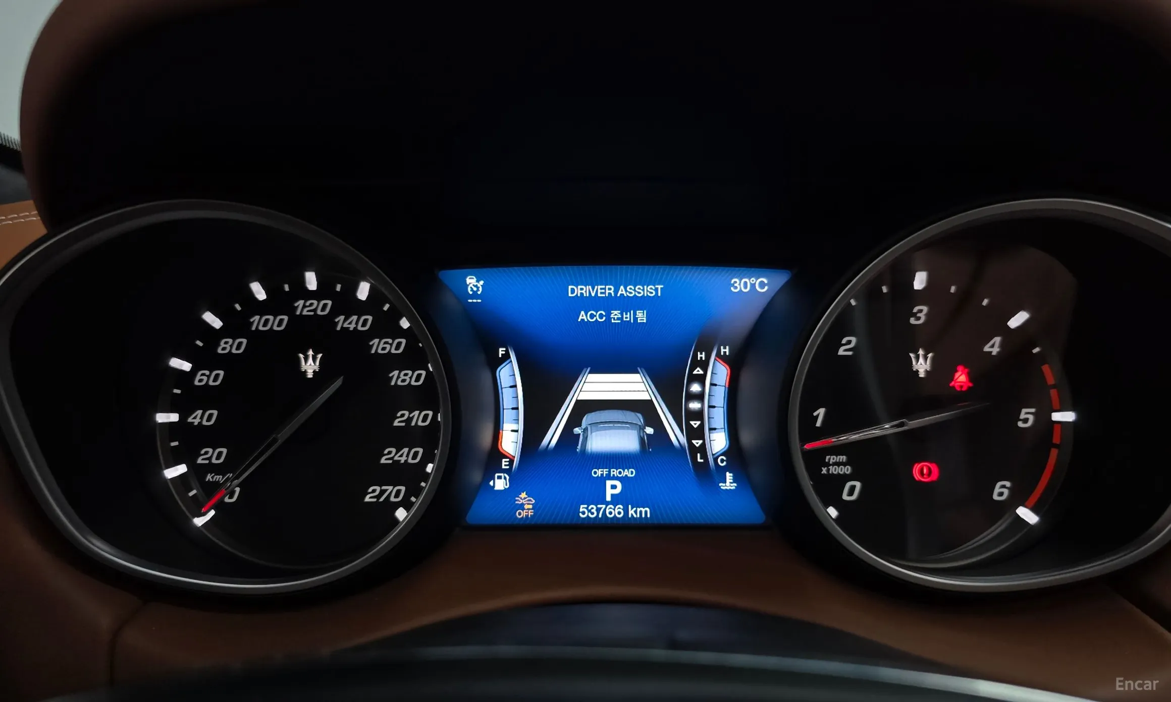 Maserati Levante превью 8