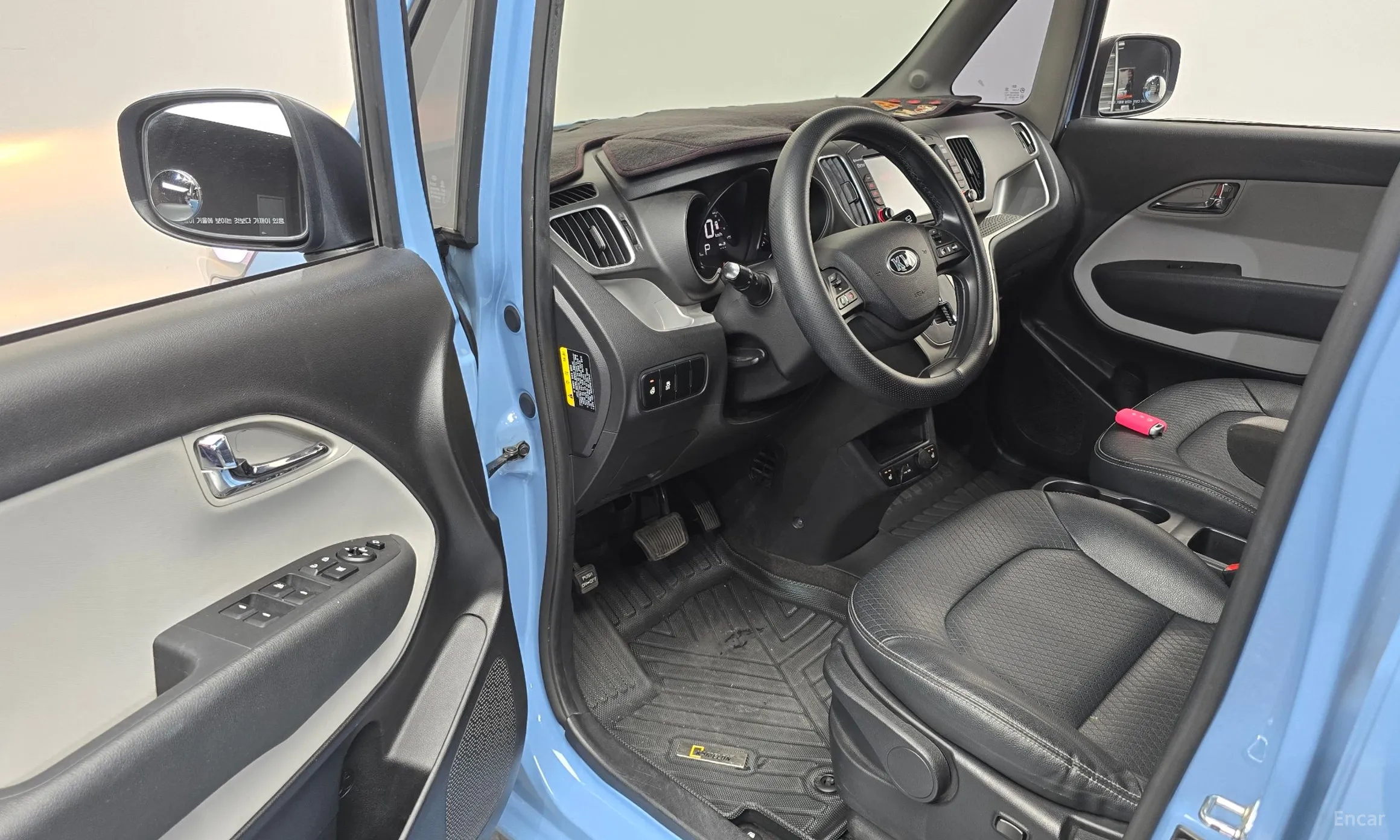 Kia Ray превью 10