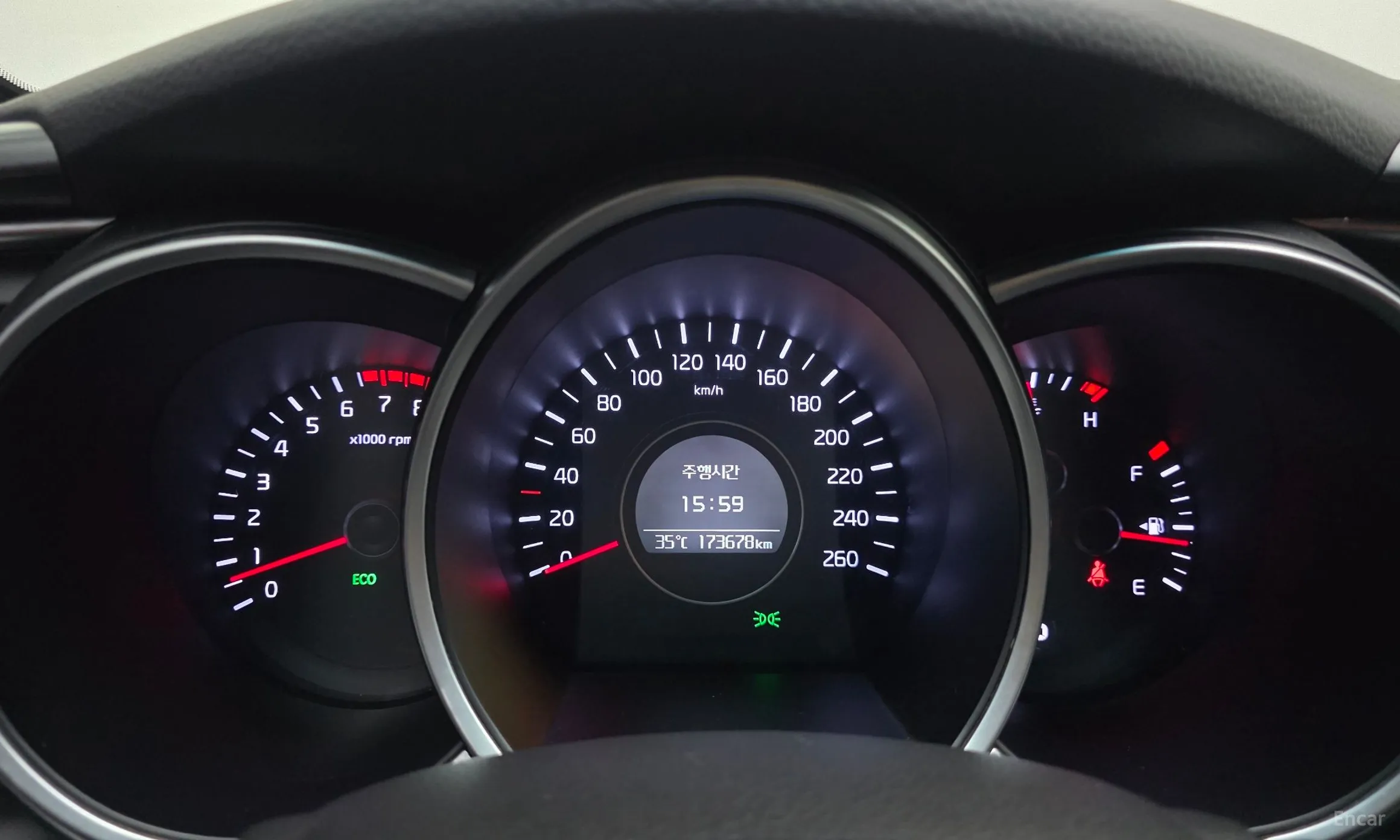 Kia K5 превью 8