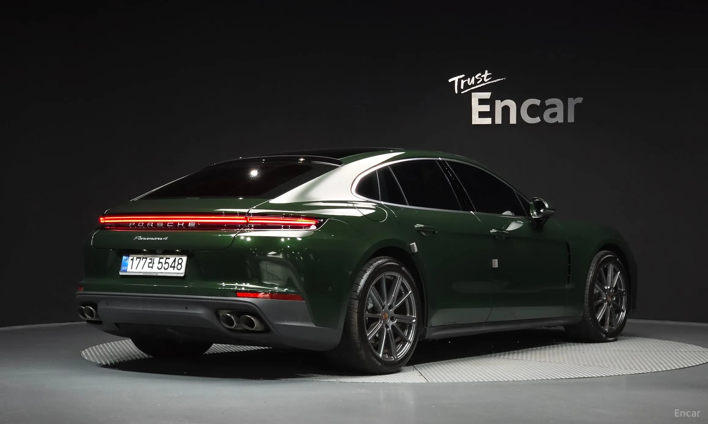 Porsche Panamera (976)