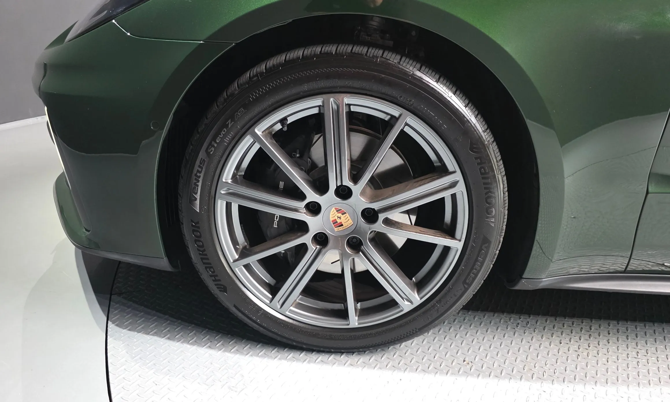 Porsche Panamera (976) превью 5