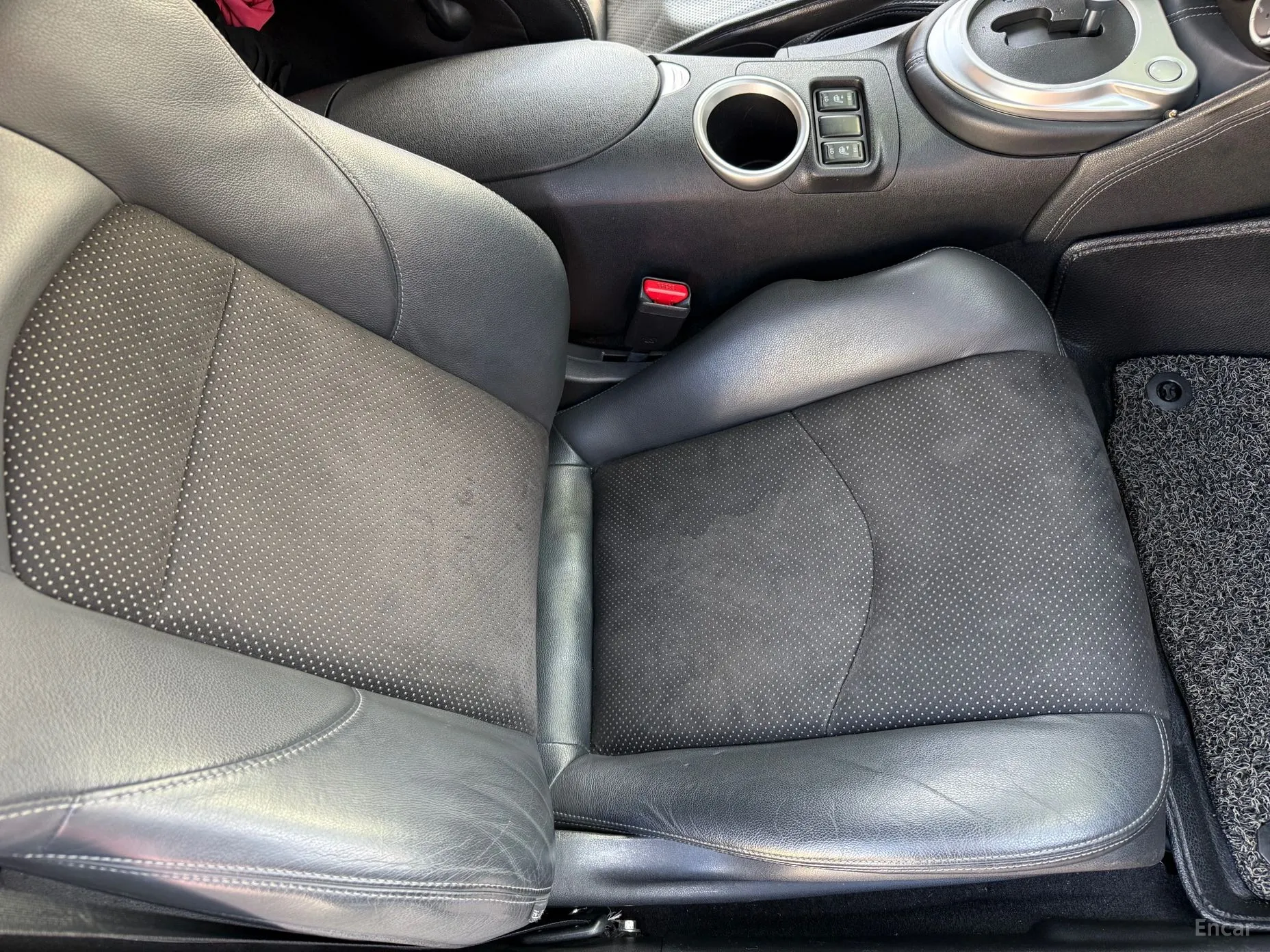 Nissan 370Z превью 12