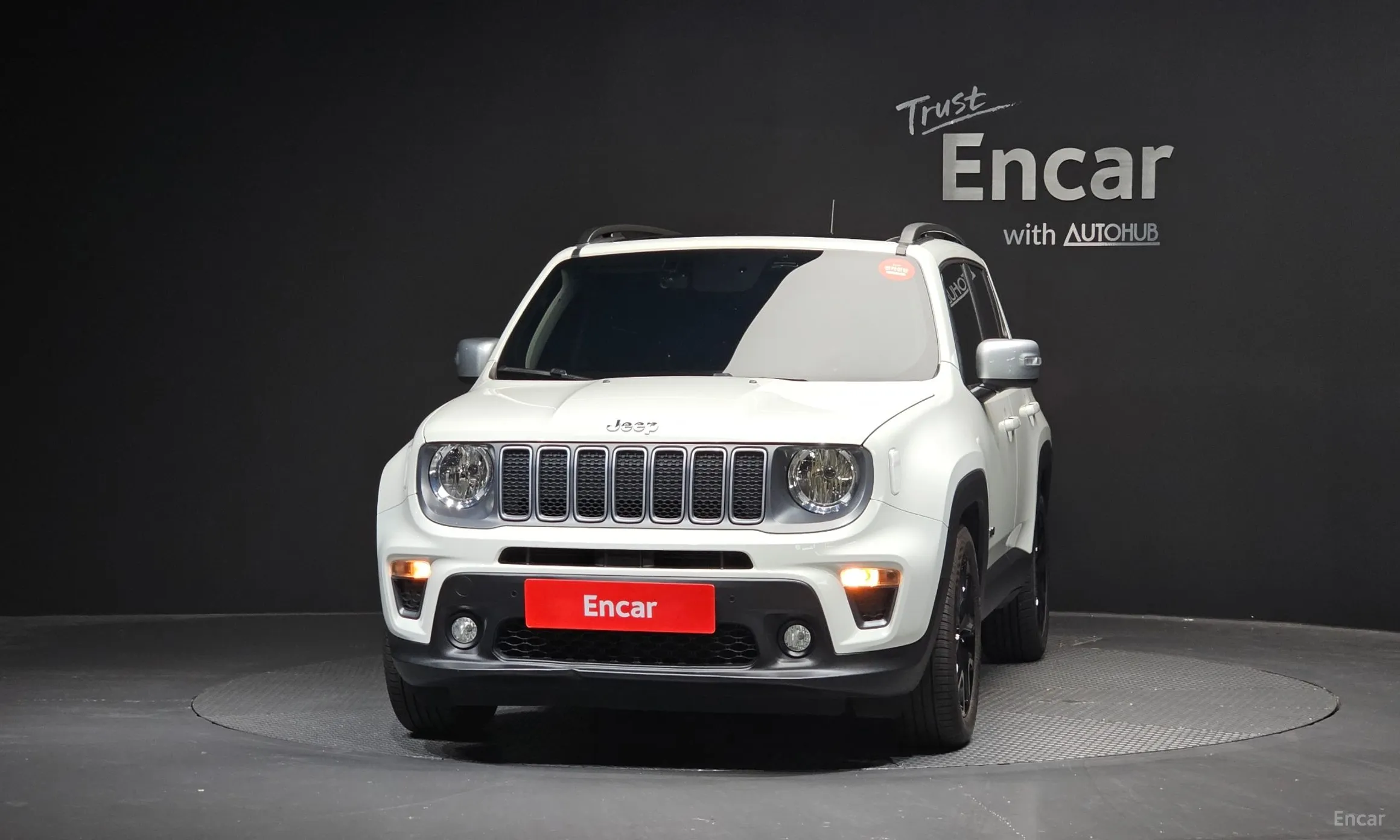 Jeep Renegade превью 3