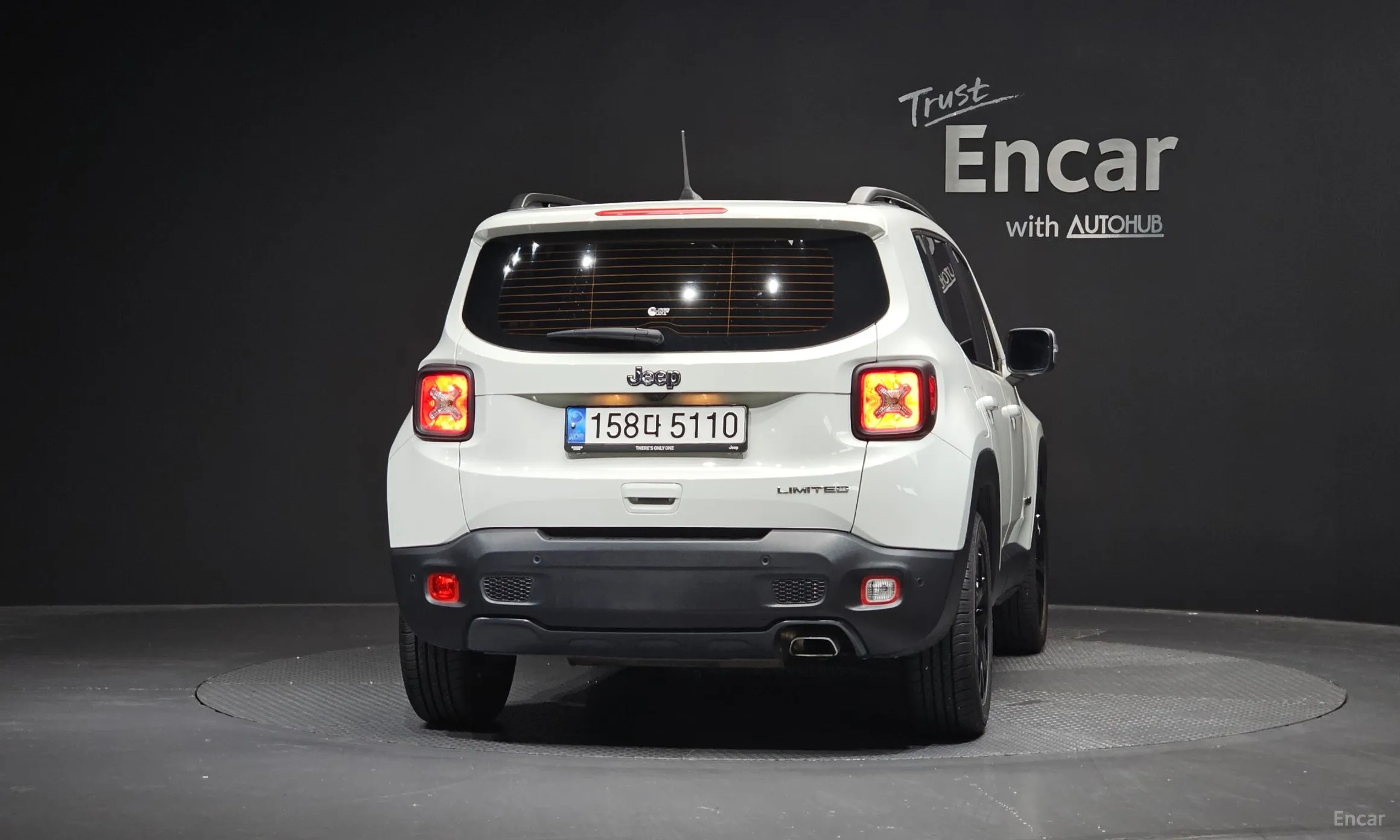 Jeep Renegade превью 4
