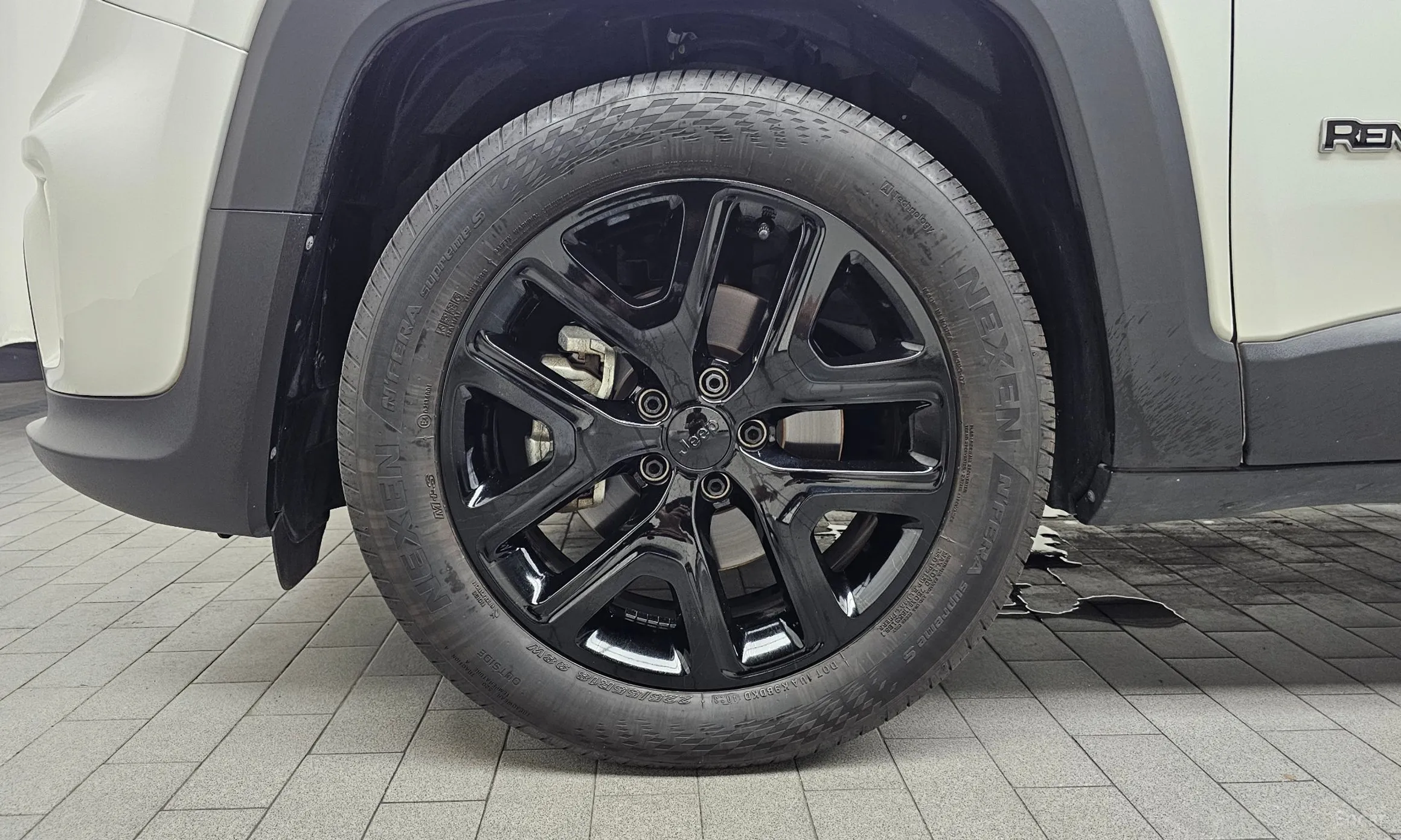 Jeep Renegade превью 5