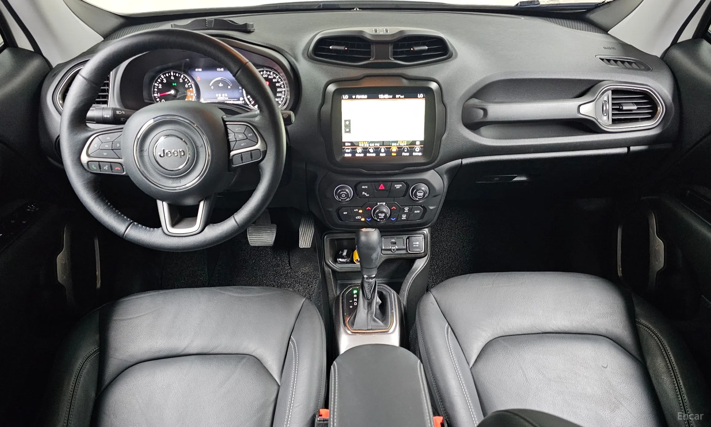 Jeep Renegade превью 7