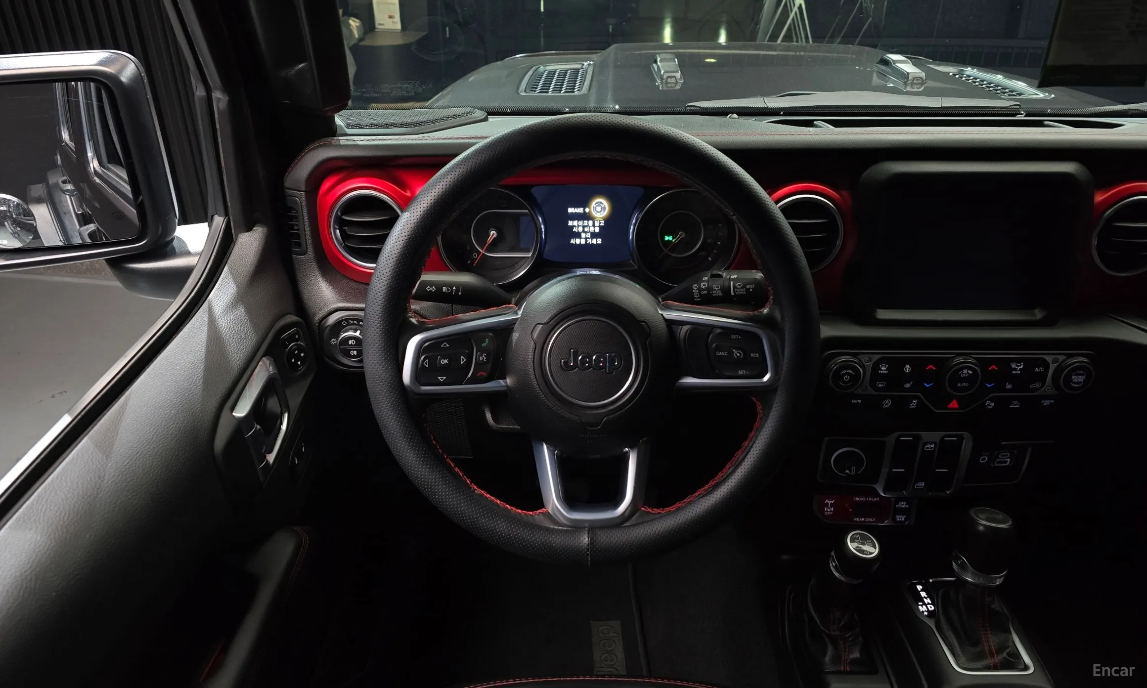 Jeep Wrangler (JL) превью 13