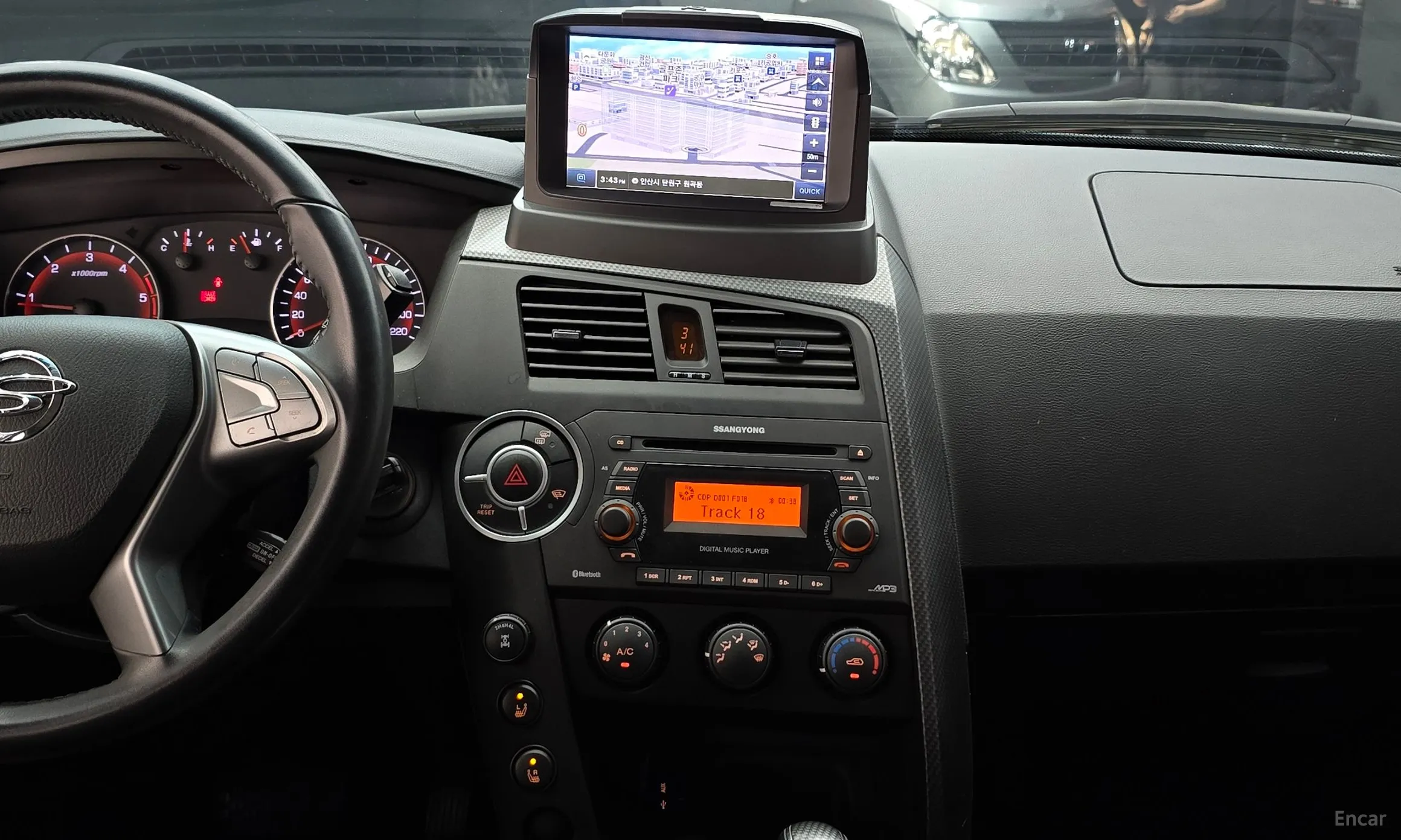 KG Mobility (SsangYong) Korando Sports превью 13