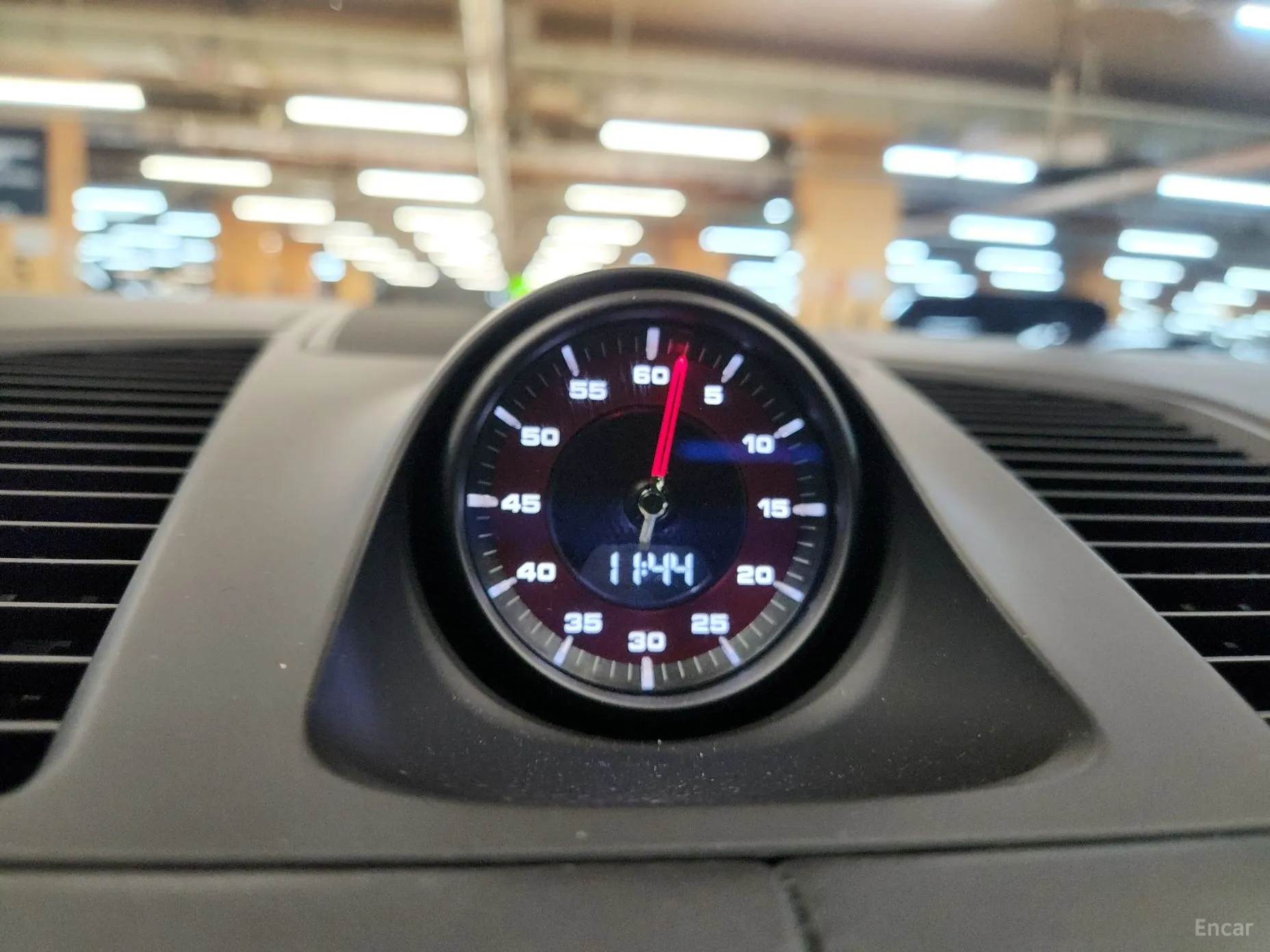 Porsche Cayenne (PO536) превью 15