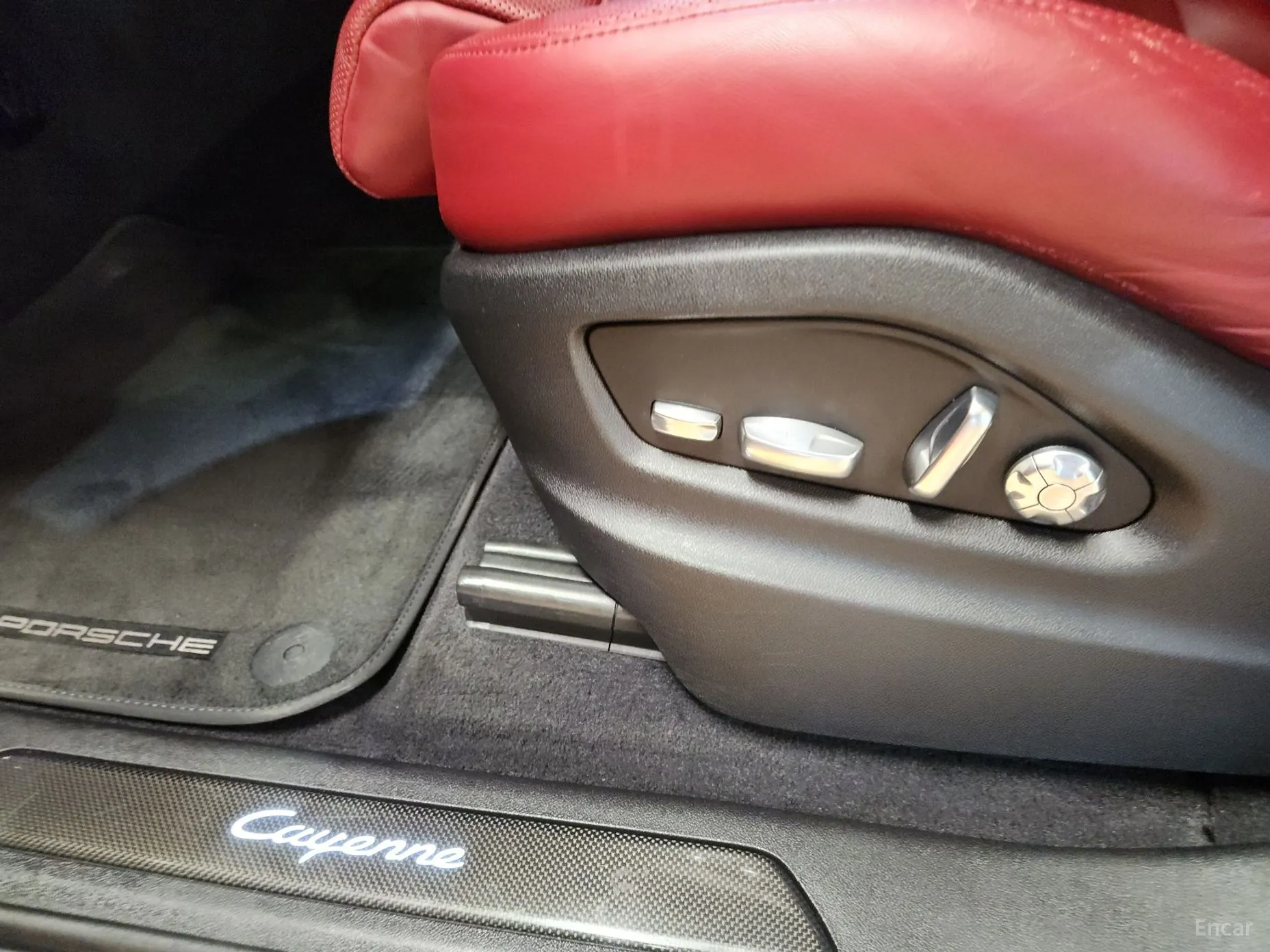 Porsche Cayenne (PO536) превью 18