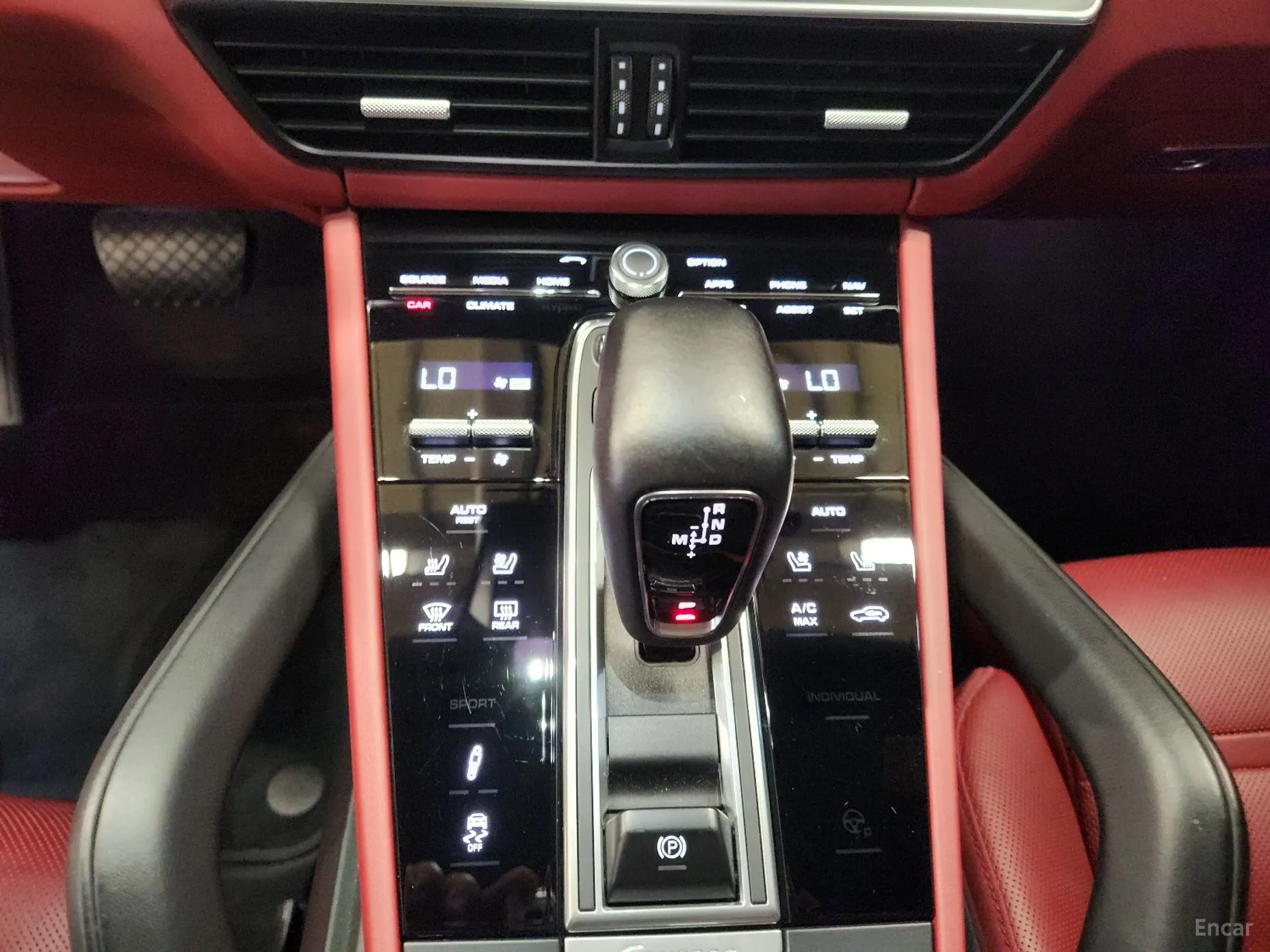 Porsche Cayenne (PO536) превью 9