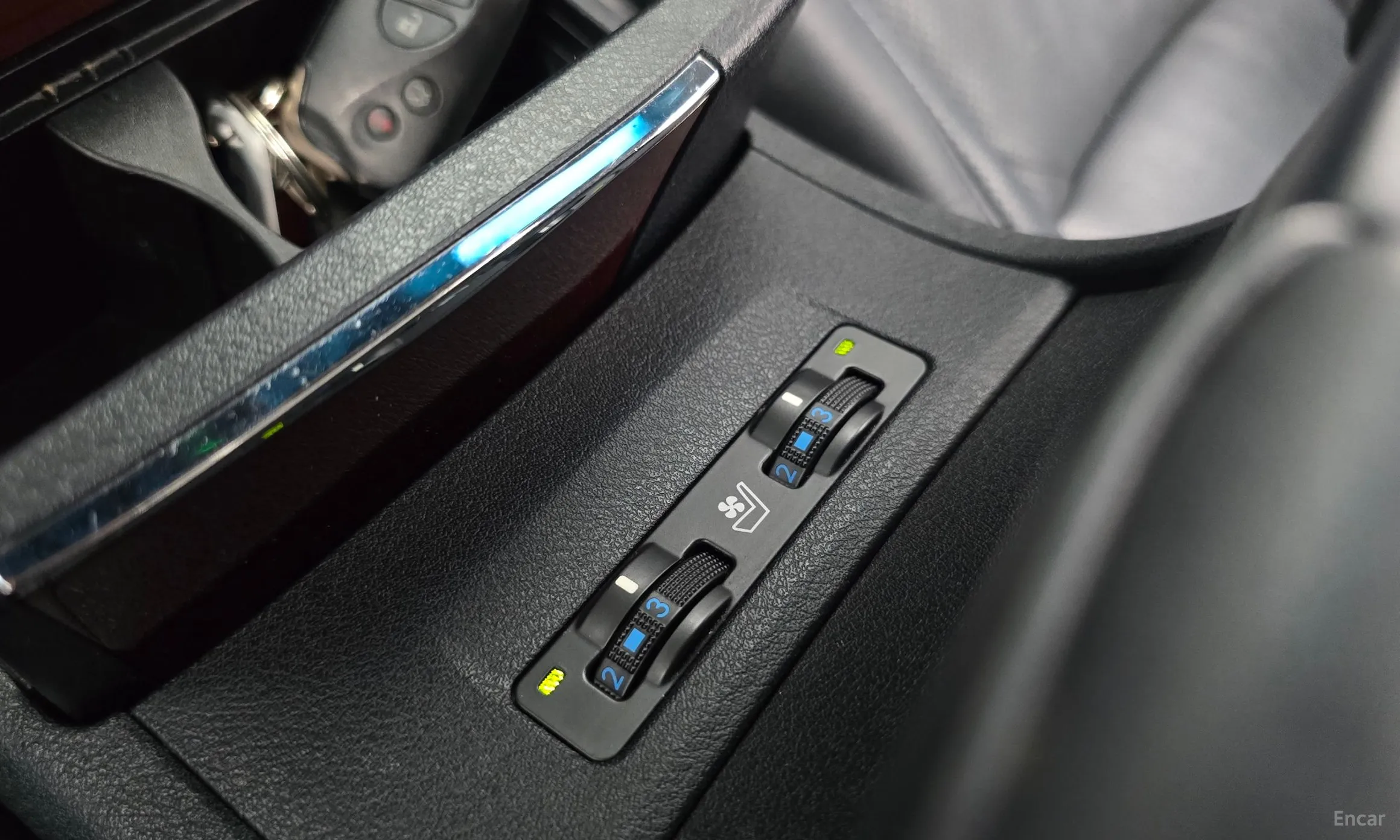 Lexus ES350 превью 18