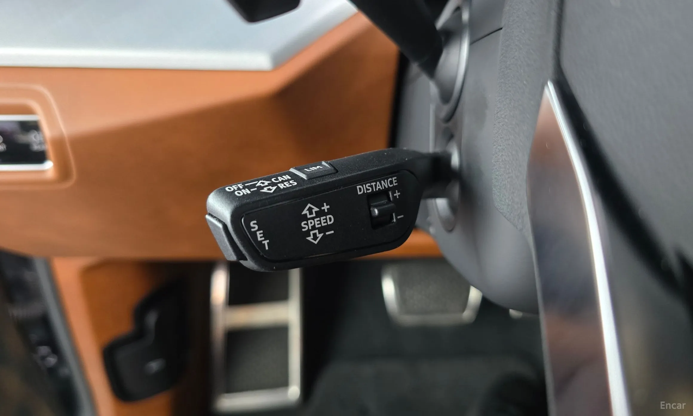 Lamborghini Urus превью 20