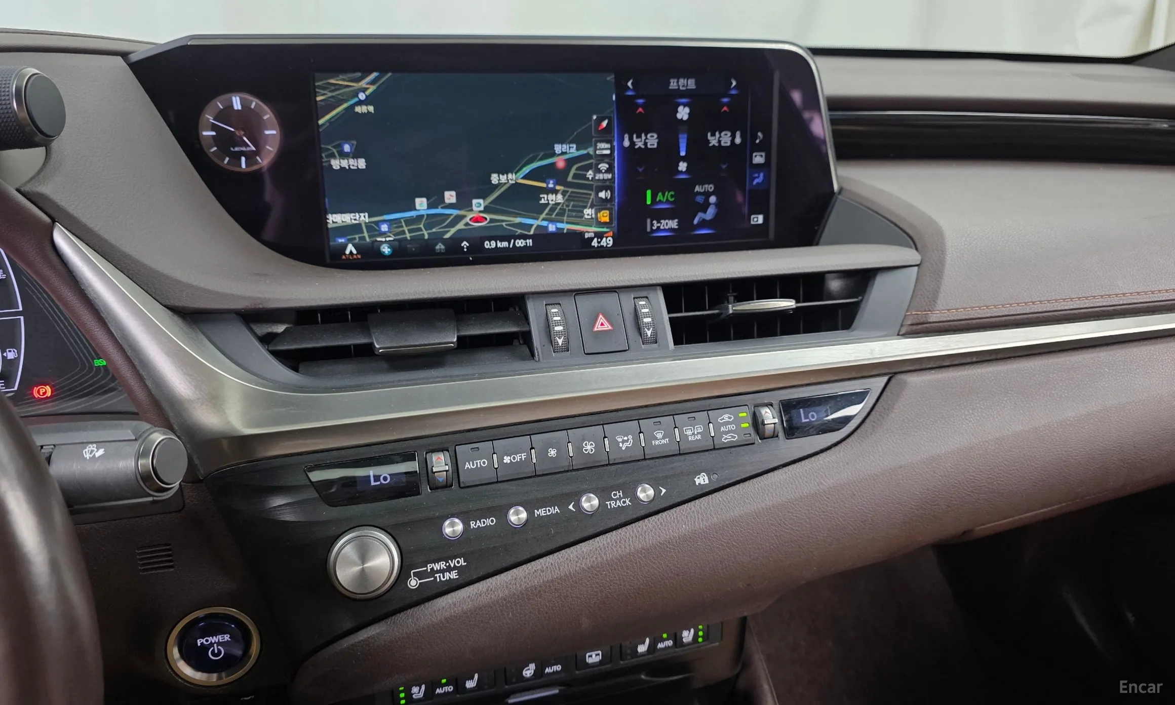 Lexus ES300h 7th Generation превью 13