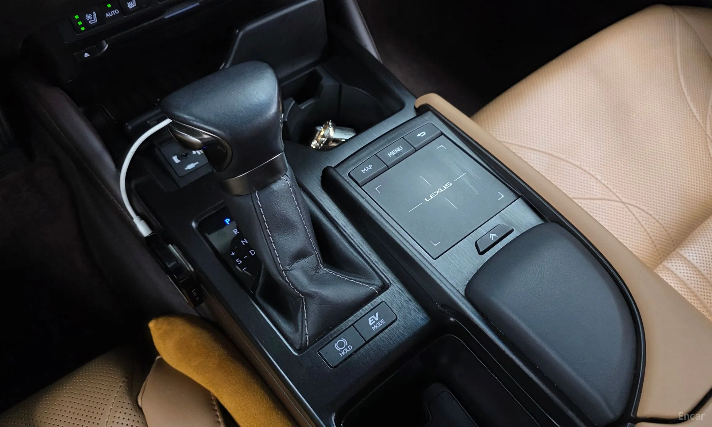 Lexus ES300h 7th Generation превью 9