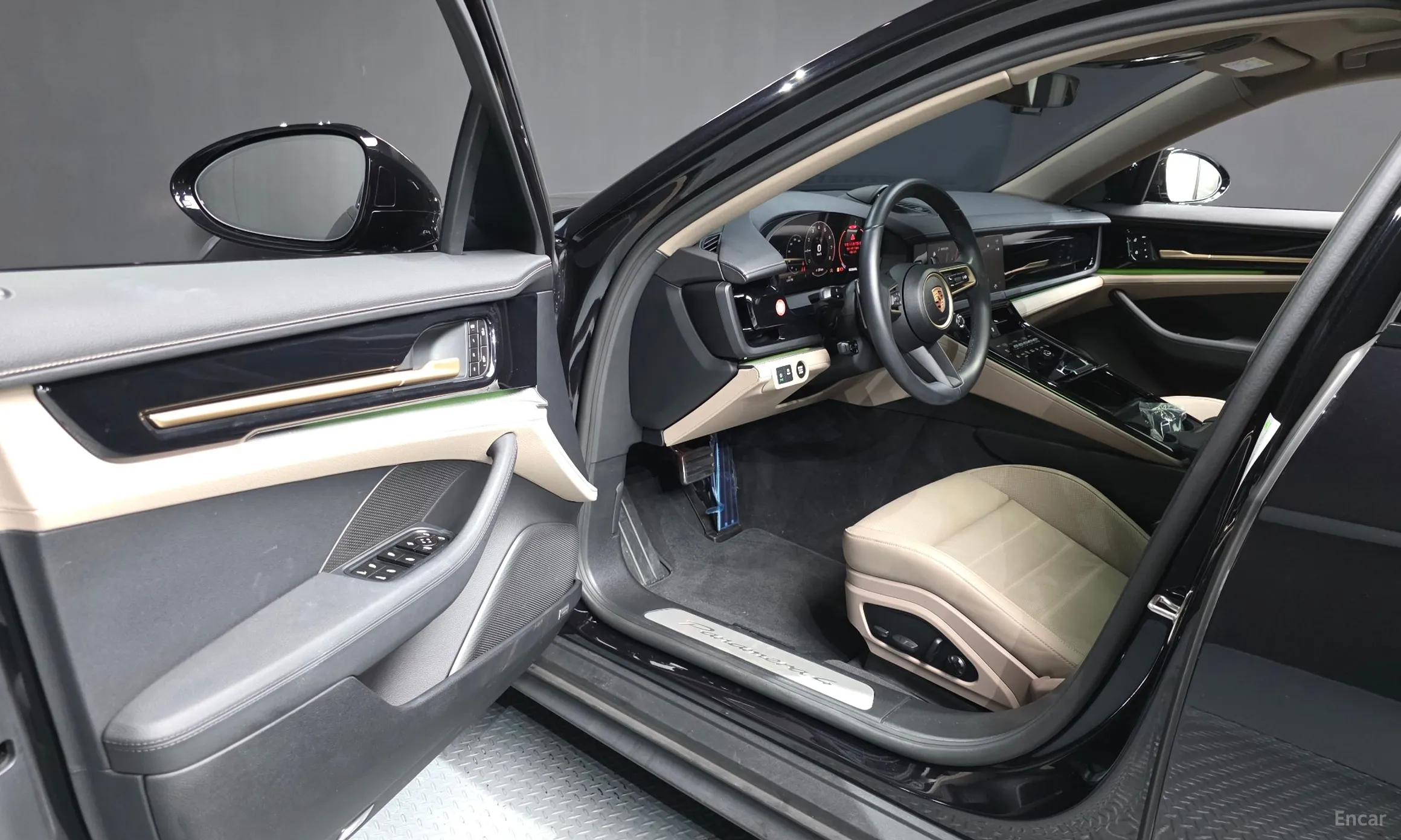 Porsche Panamera (976) превью 10