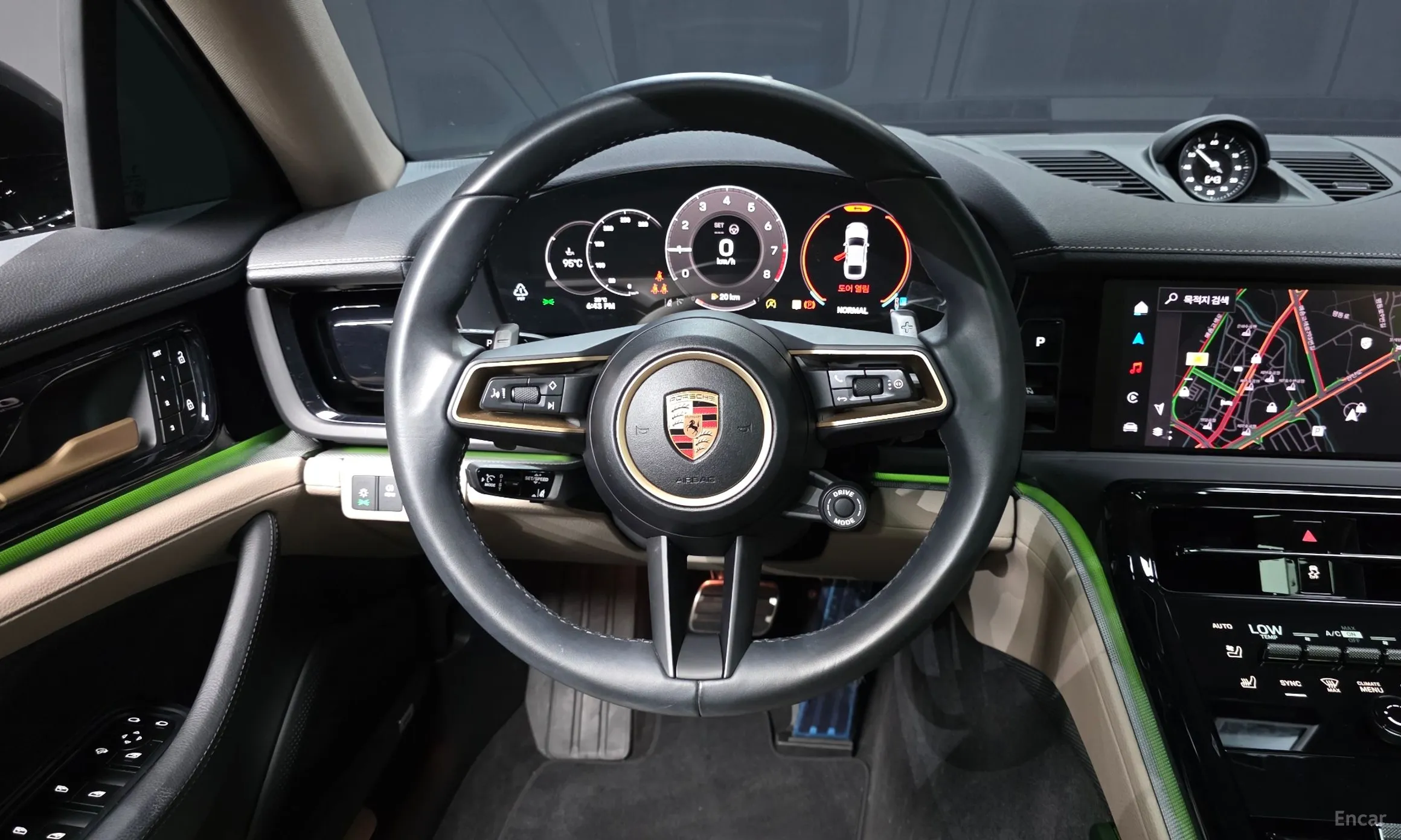 Porsche Panamera (976) превью 13