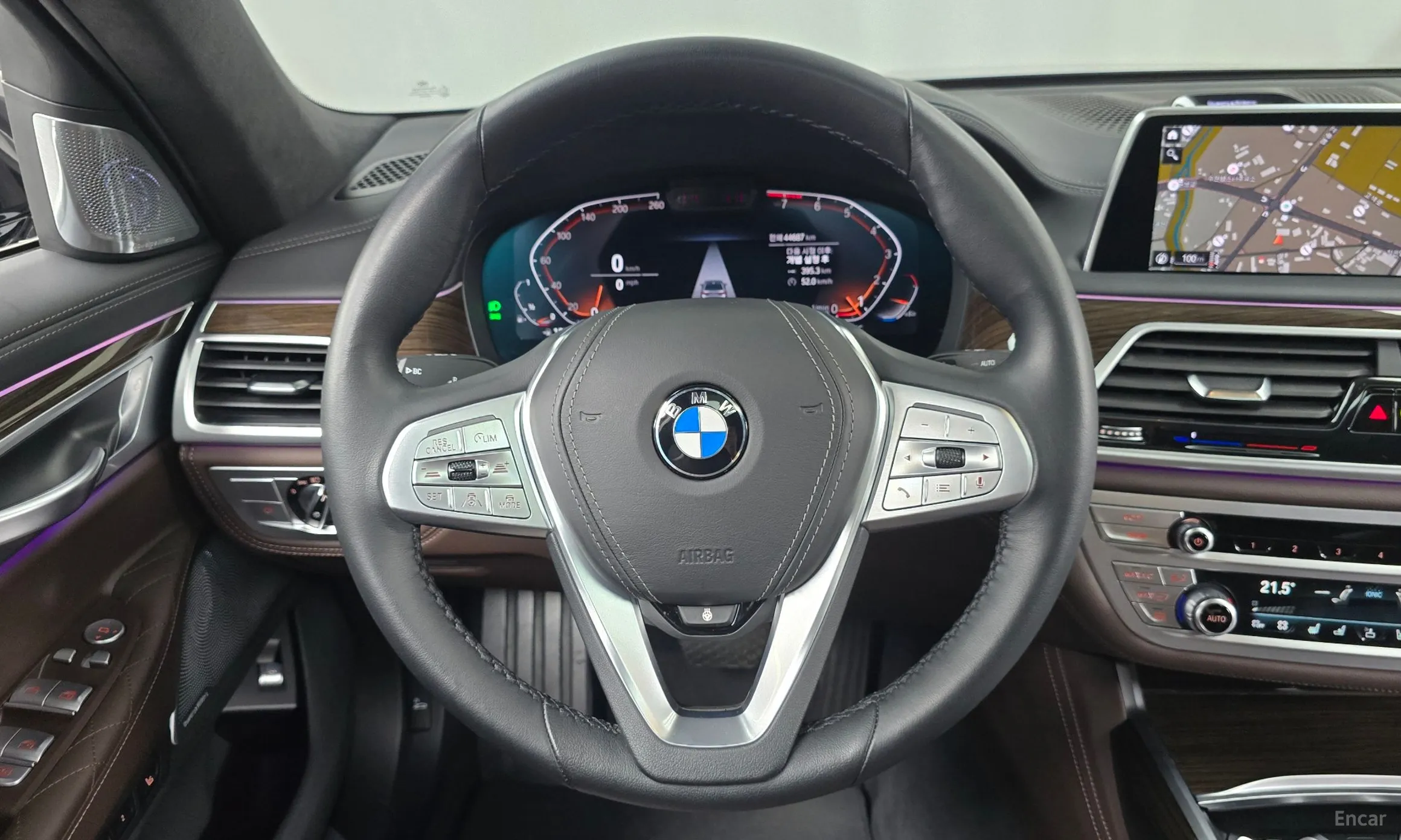 BMW 7 Series (G11) превью 13