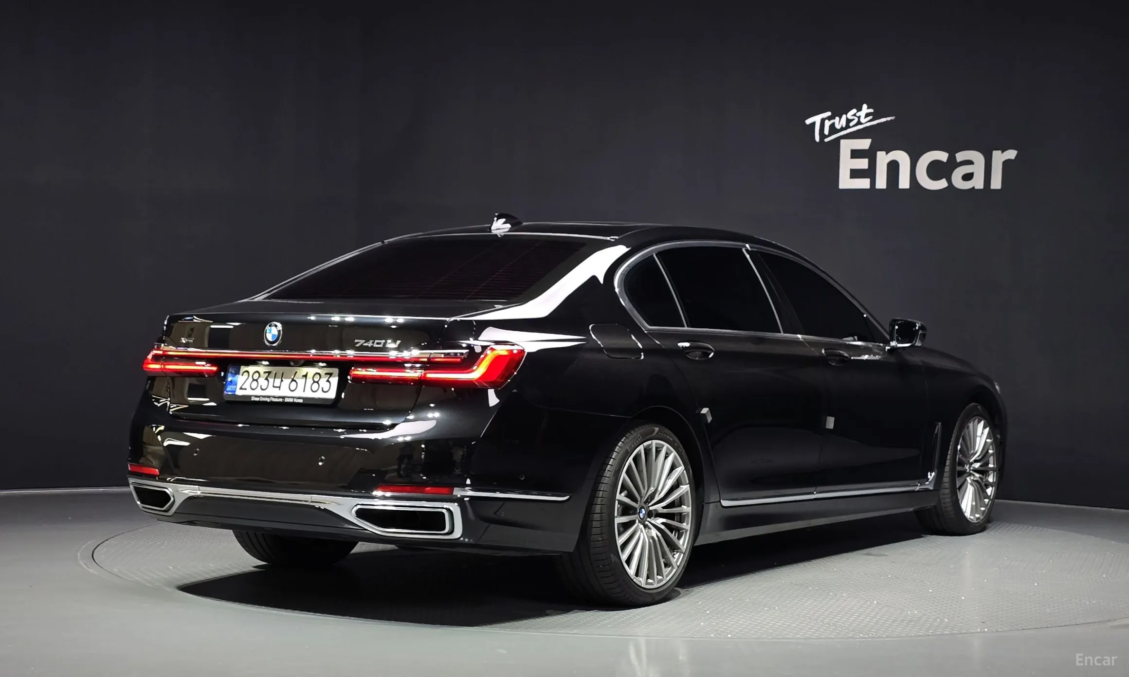 BMW 7 Series (G11)