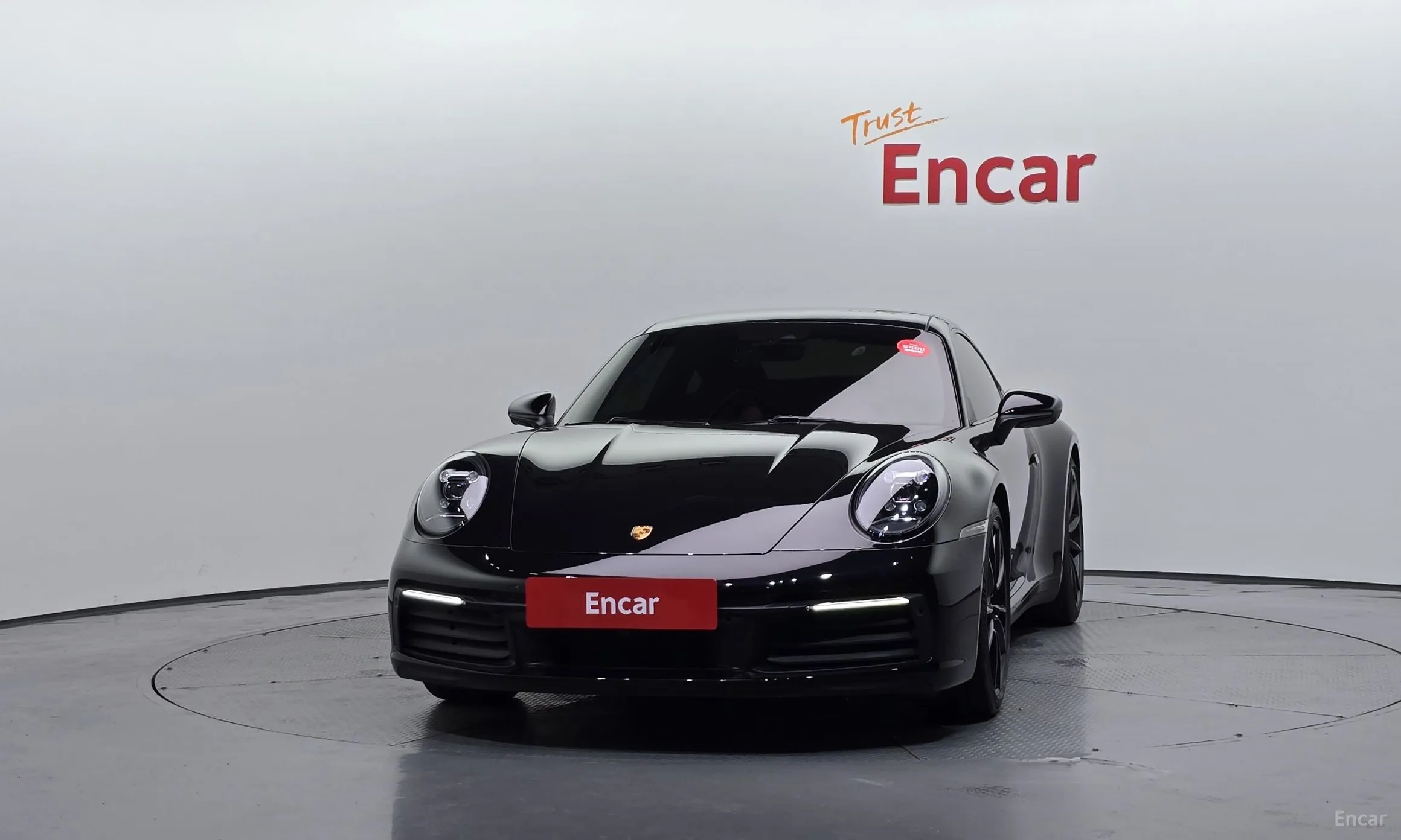 Porsche 911 (992) превью 3