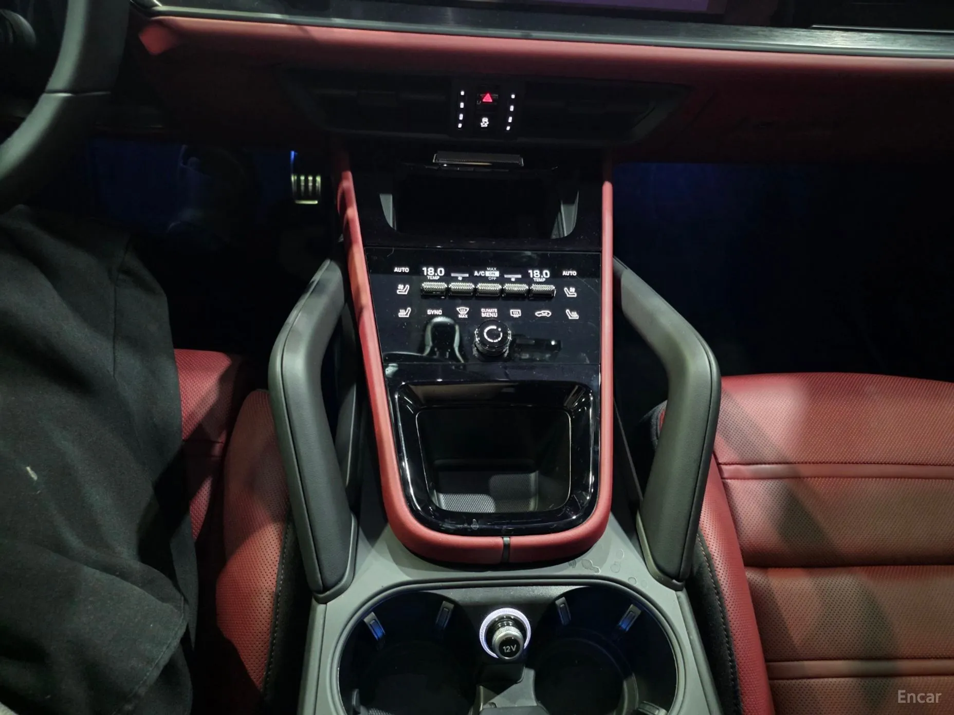 Porsche Cayenne (PO536) превью 11