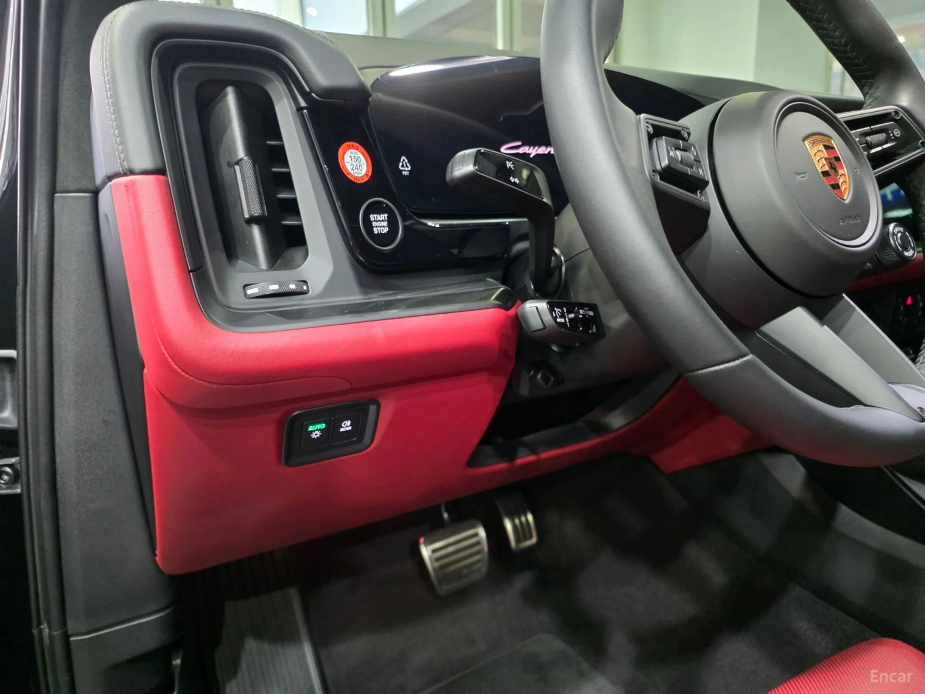 Porsche Cayenne (PO536) превью 15