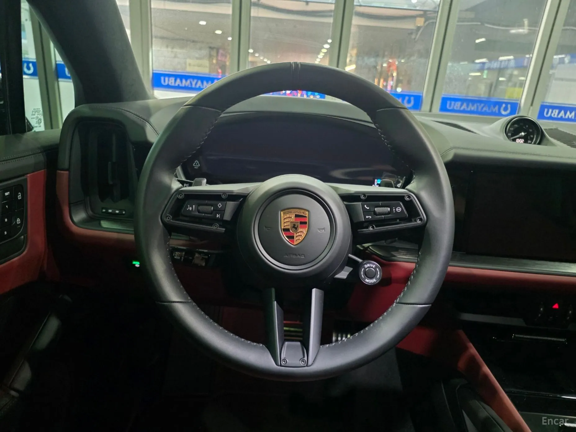 Porsche Cayenne (PO536) превью 18