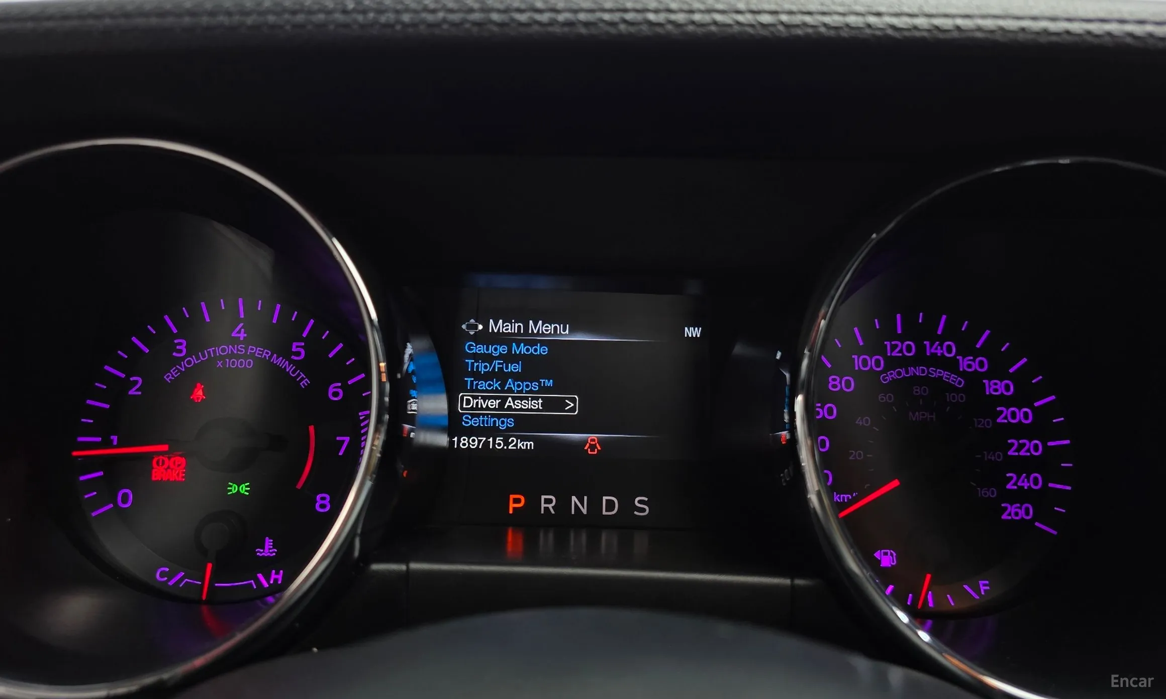 Ford Mustang превью 8